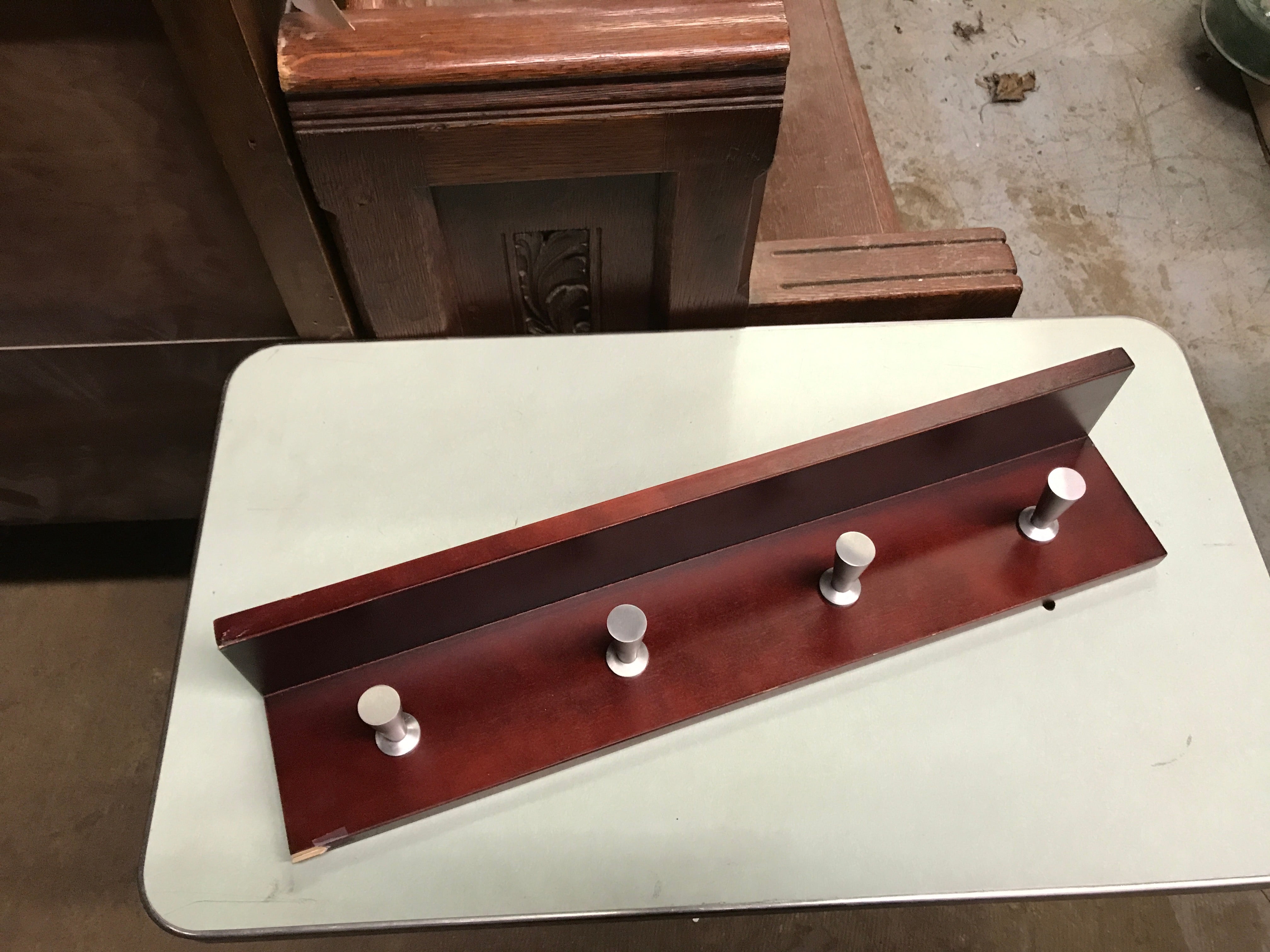 Wood coat hanger with shelf