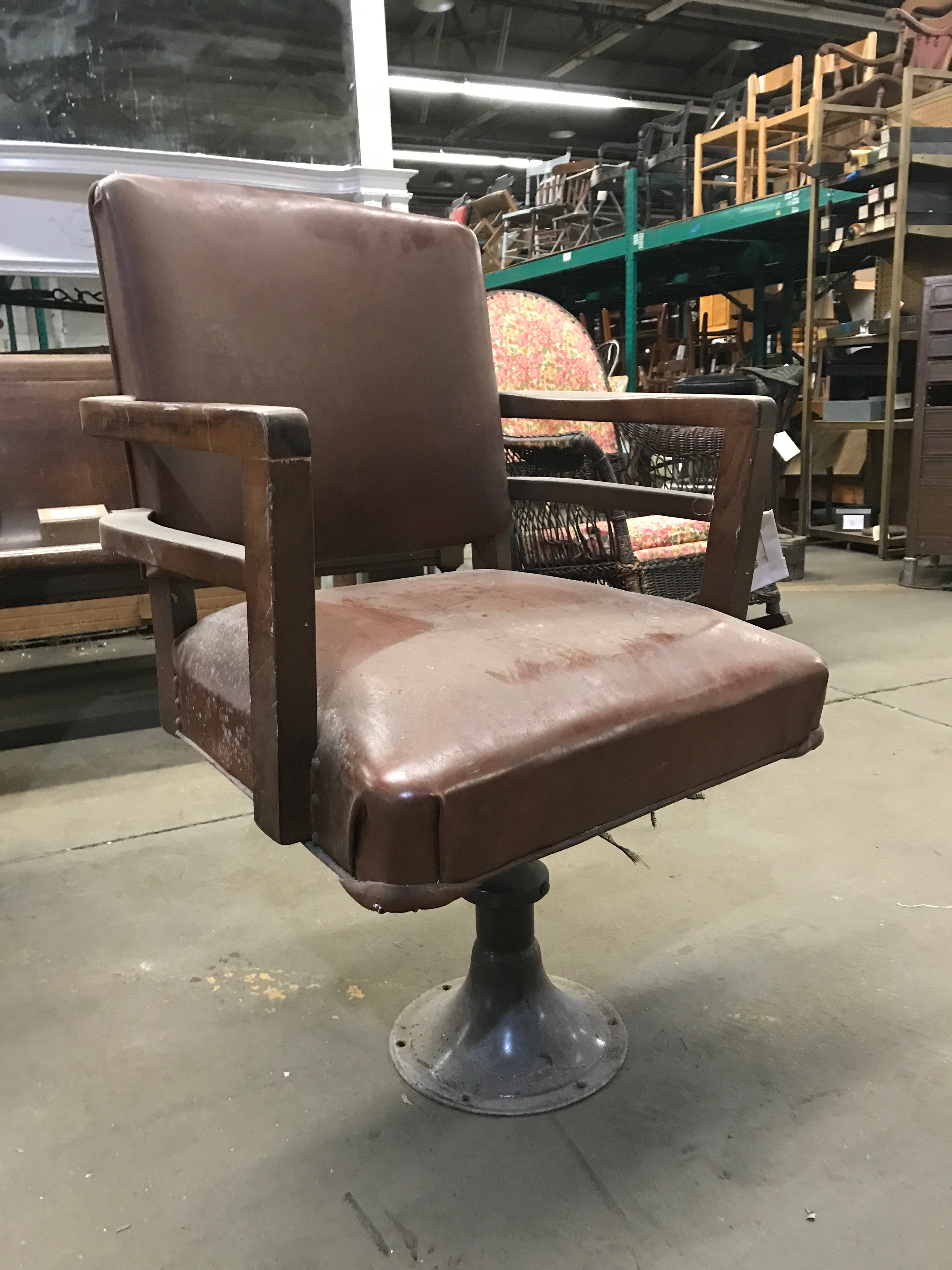 Vintage Pedestal Jury Chair - Adjustable
