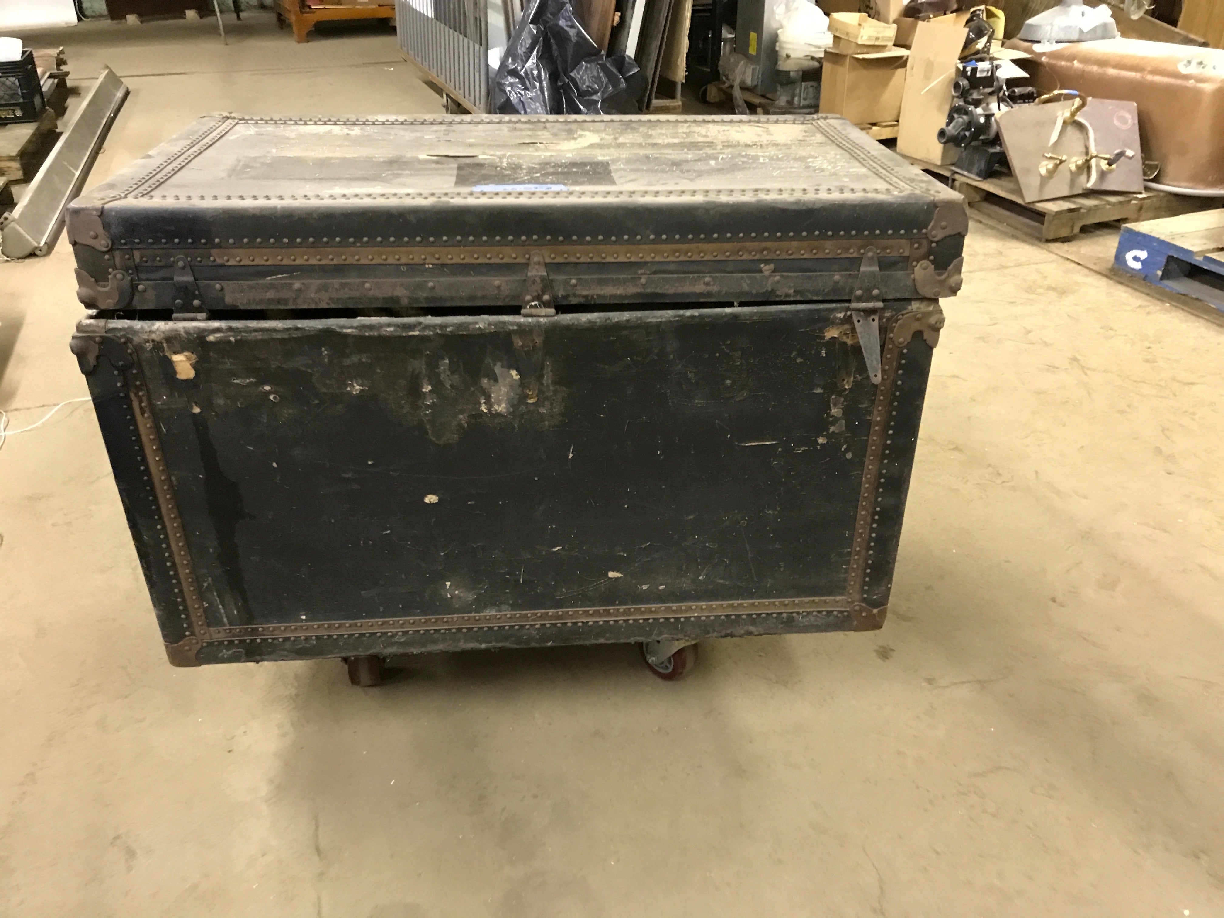 Storage chest luggage