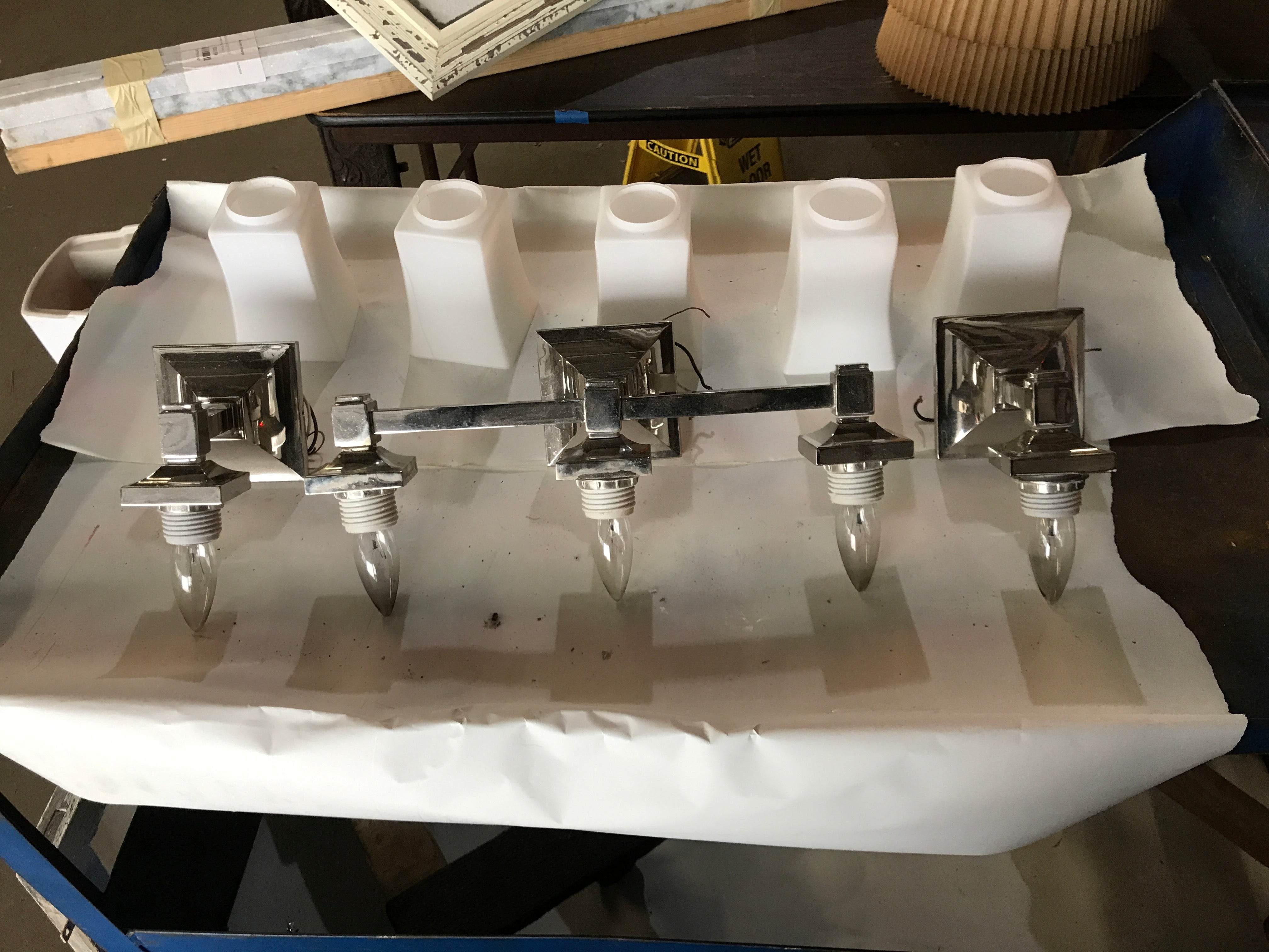 Bar light and sconce