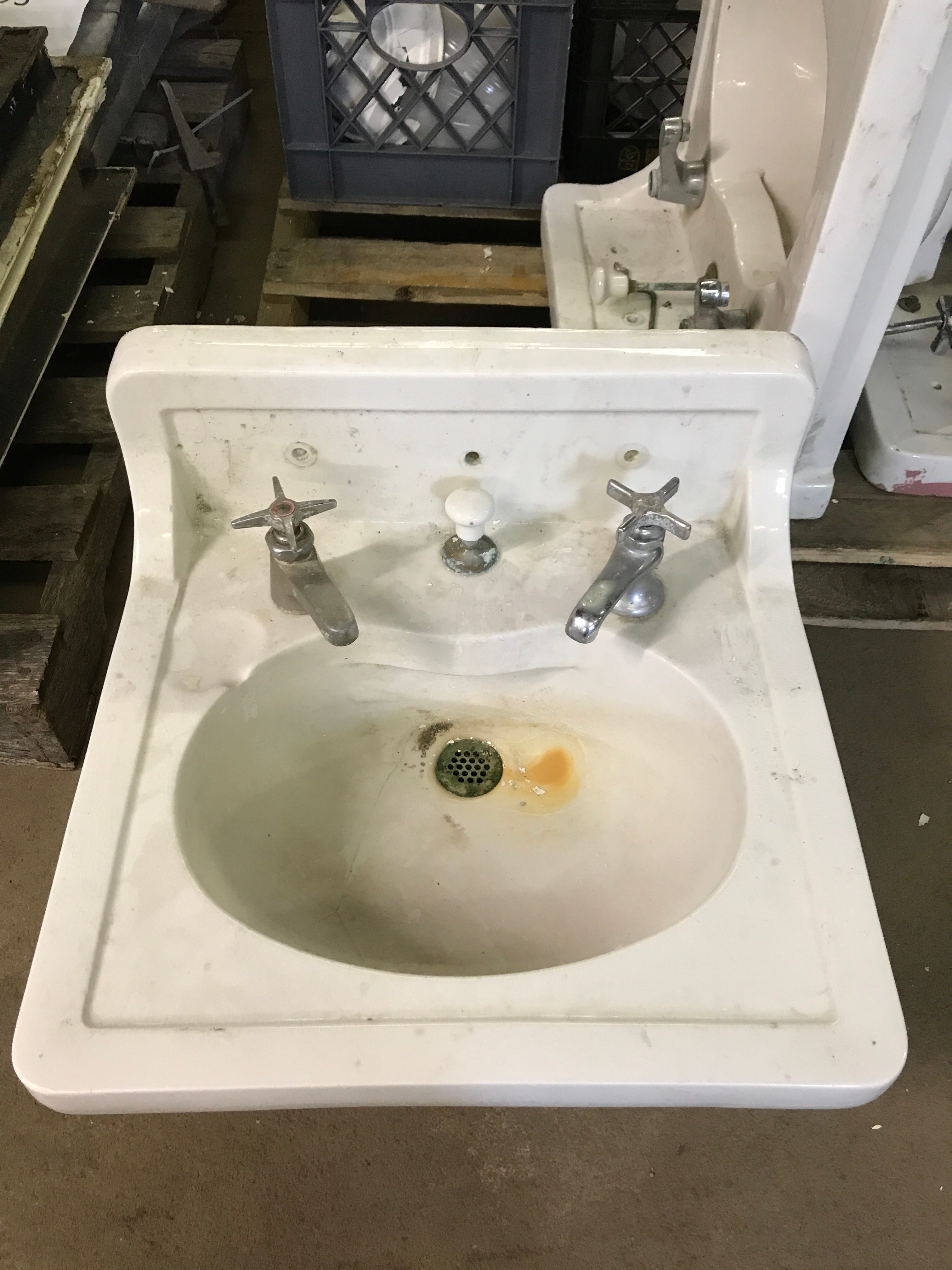 Maddocks Brothers Wall mount sink