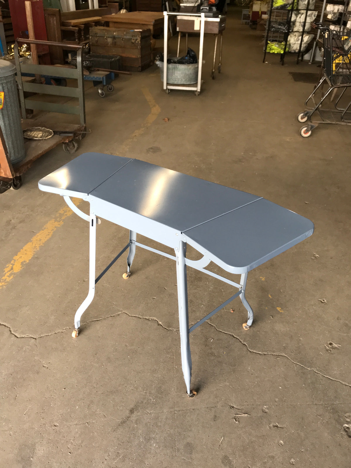 Type Tabble Metal expanding typing table – Rebuilders Xchange