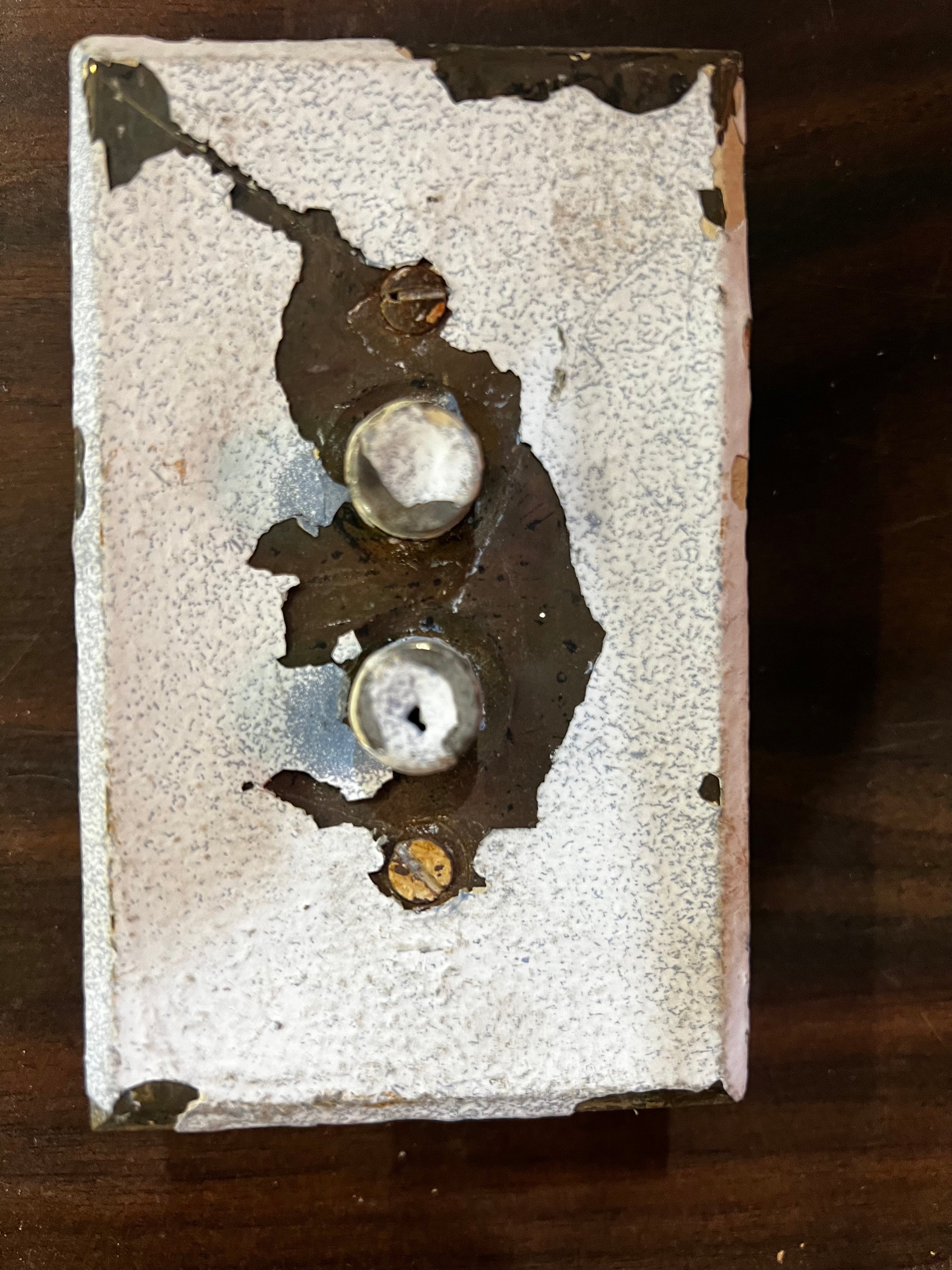 Push Button Switch with Plate