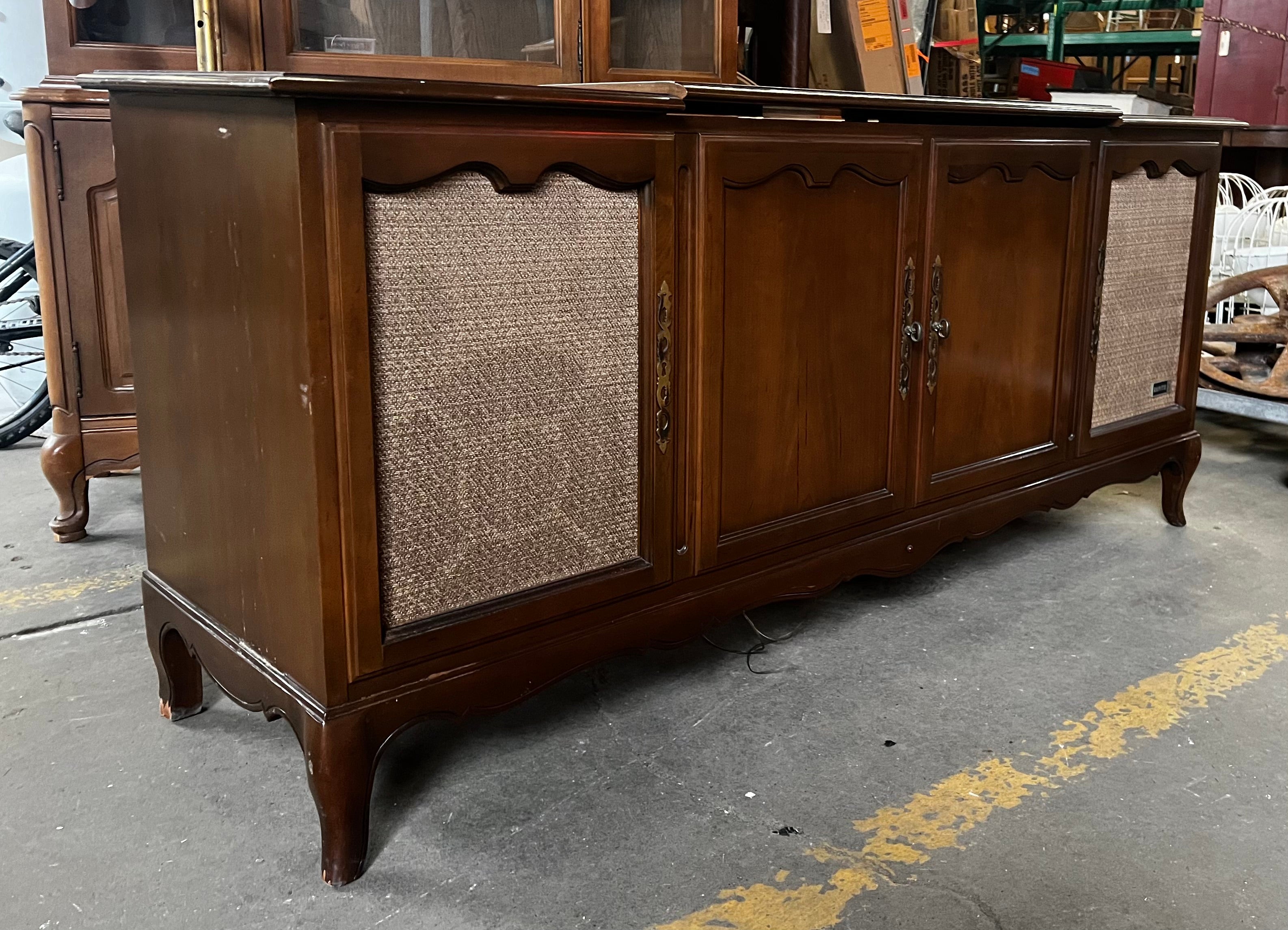 Zenith Record Player Consule