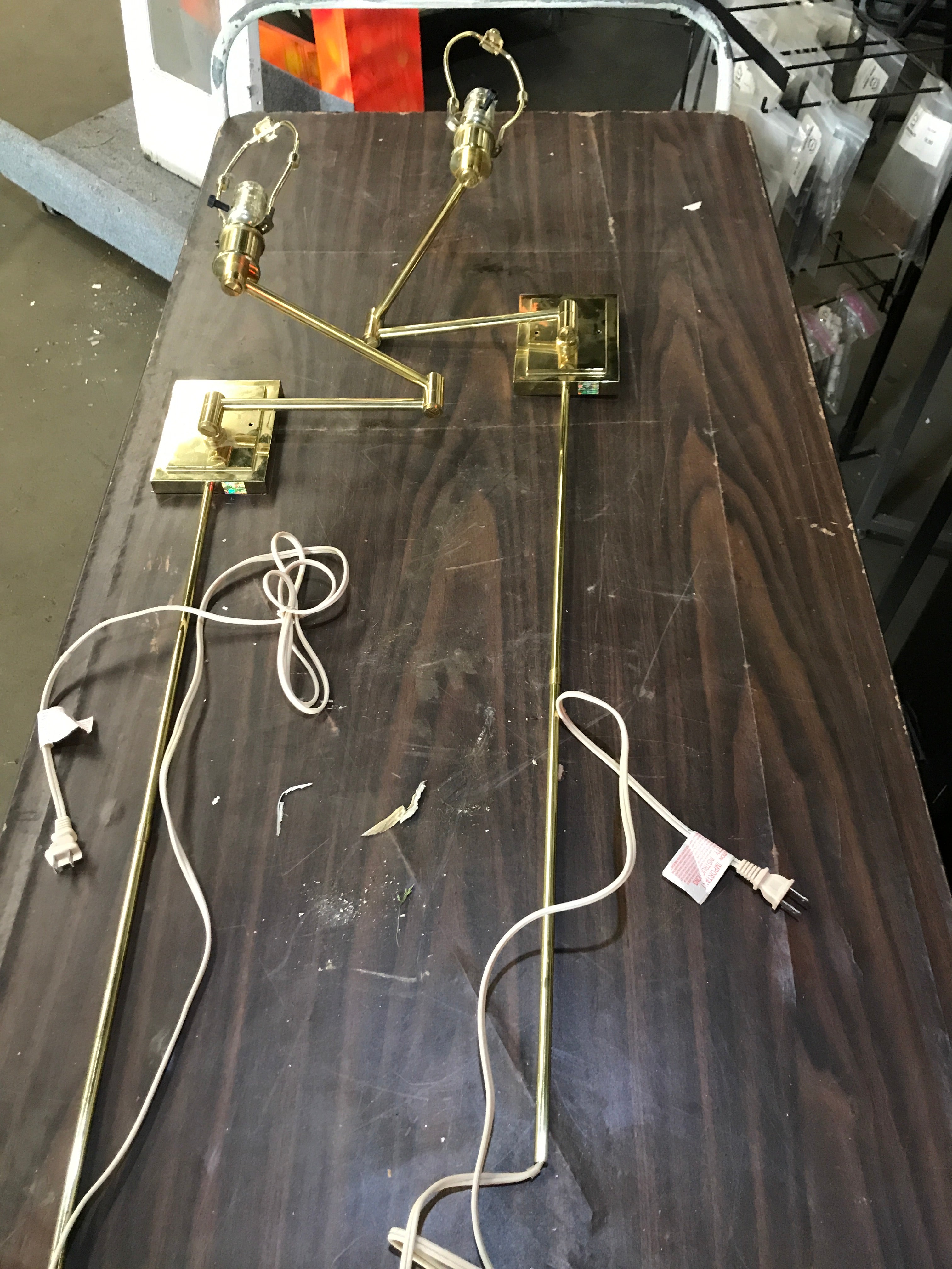 Brass adjustable lamp