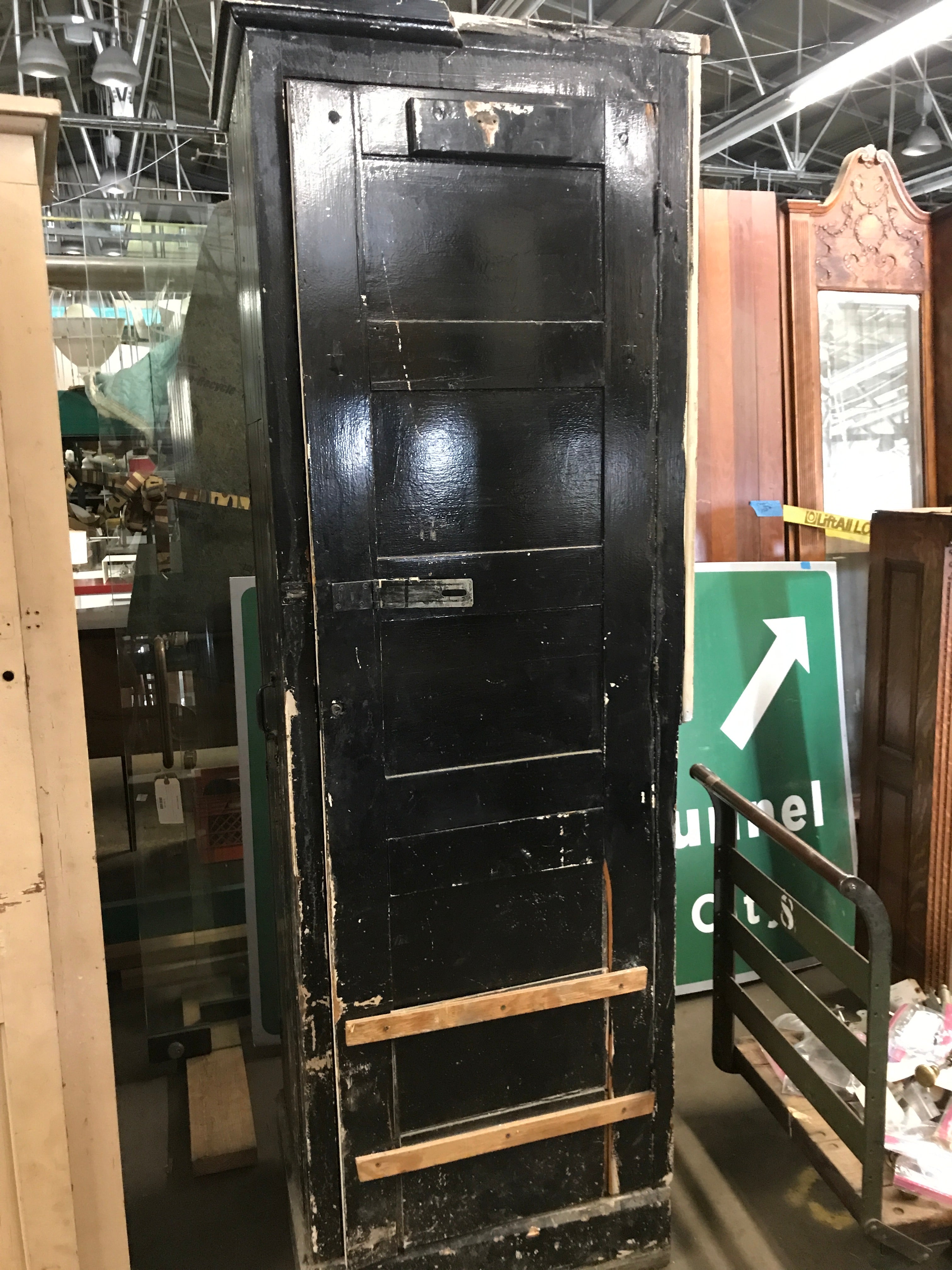 5 panel cabinet