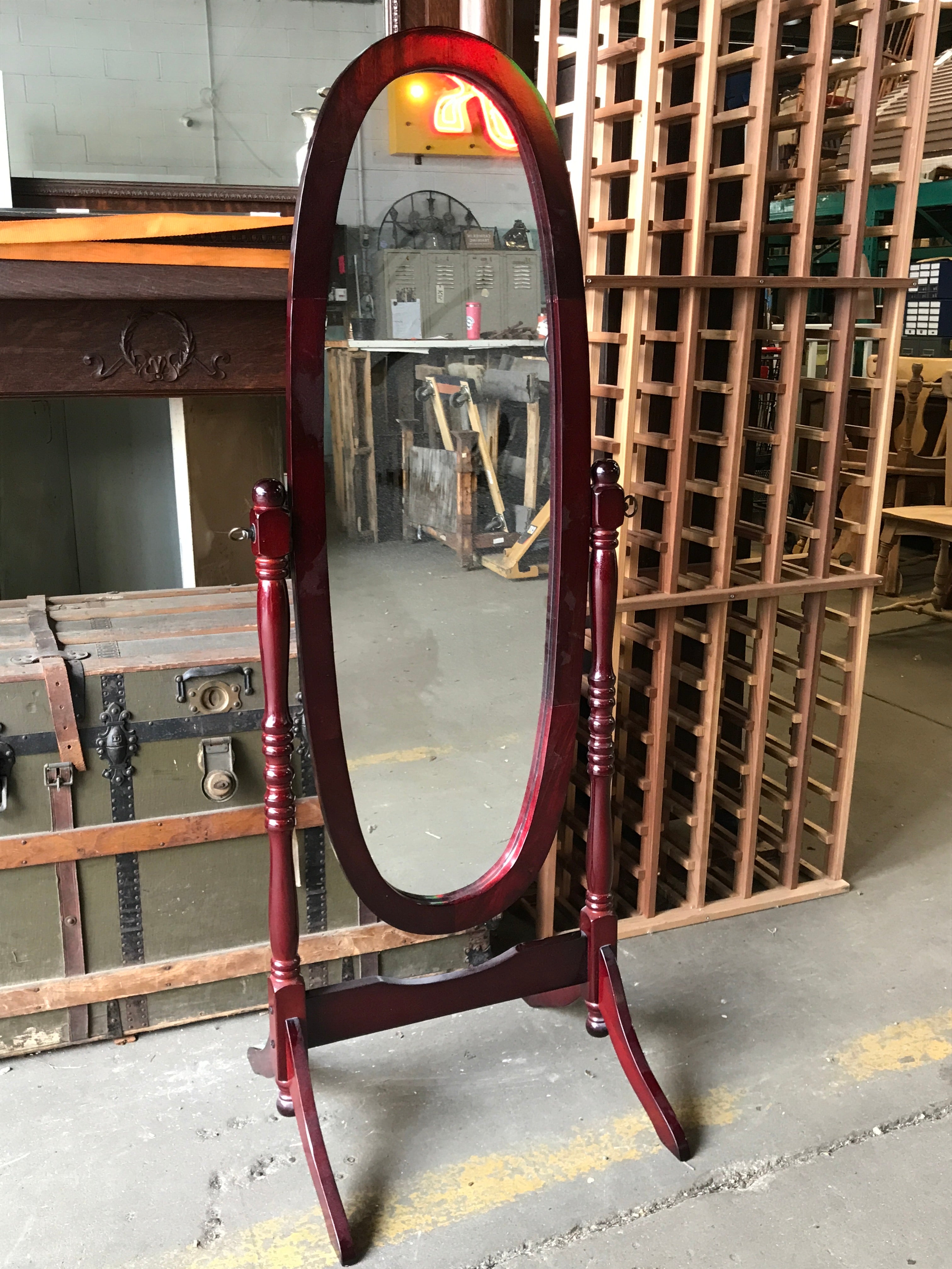Rounded wood standing Cheval mirror