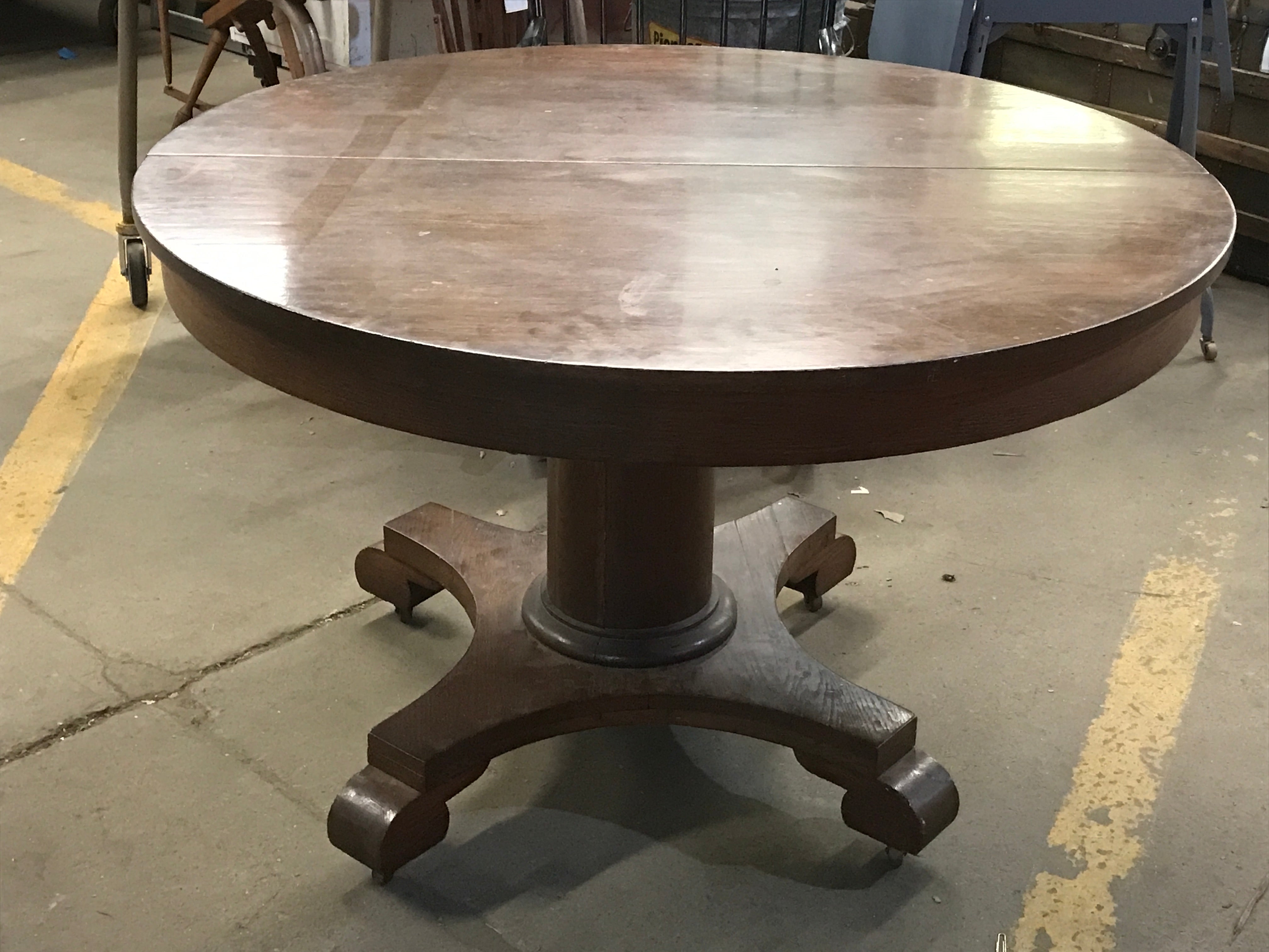 Round Top Table