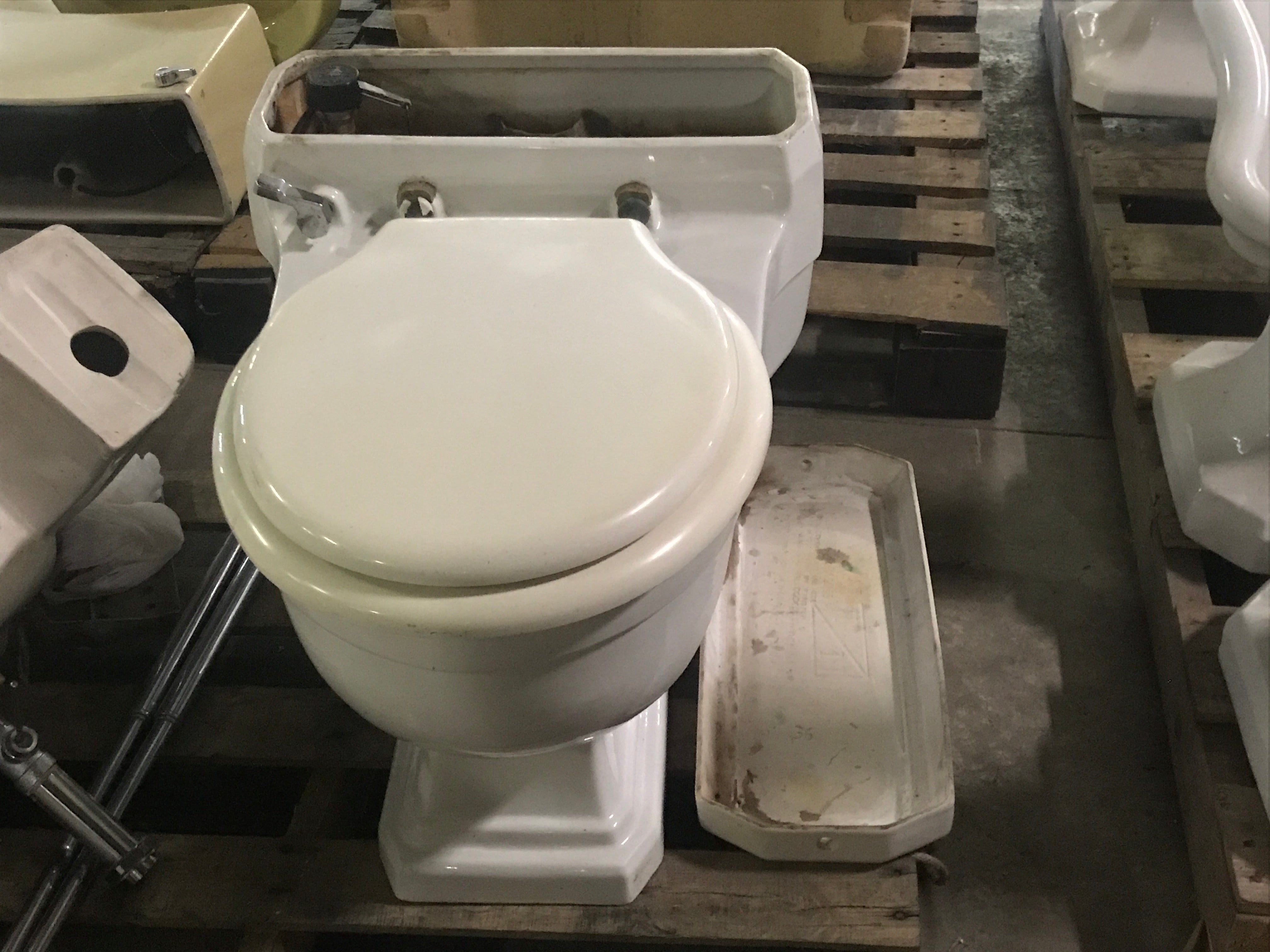 White Square Base Toilet