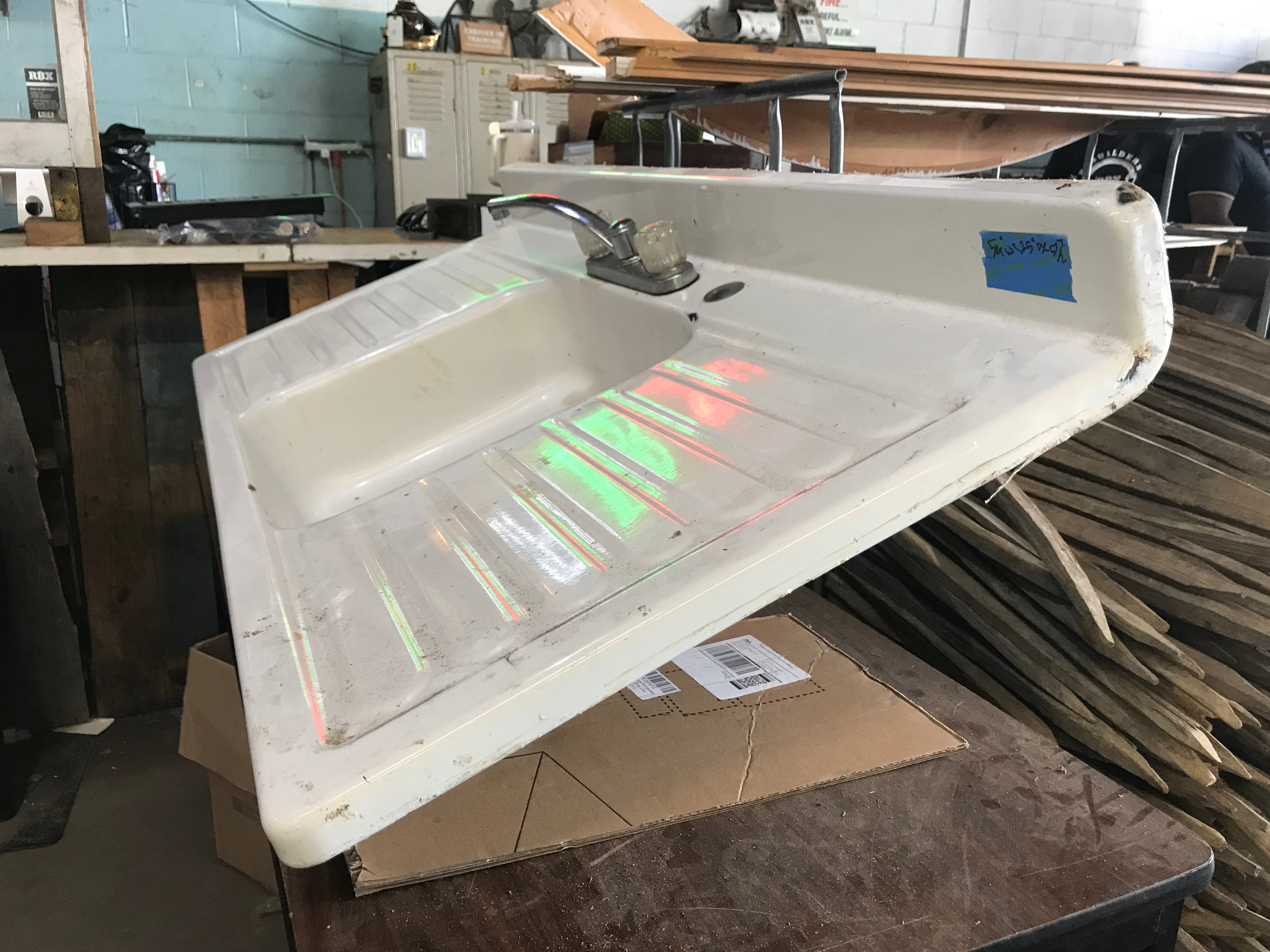 Washboard farm sink