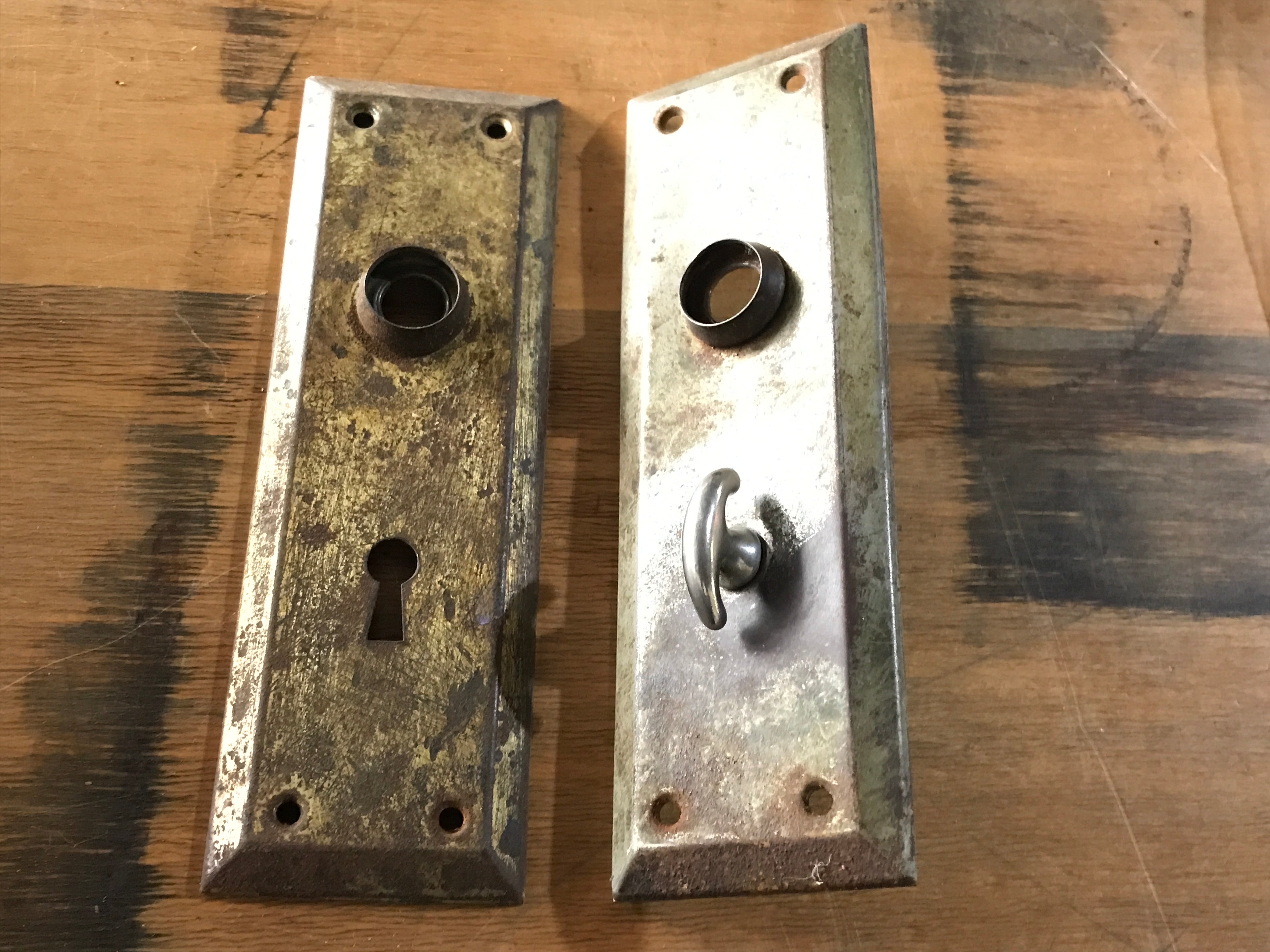 Door plate cover