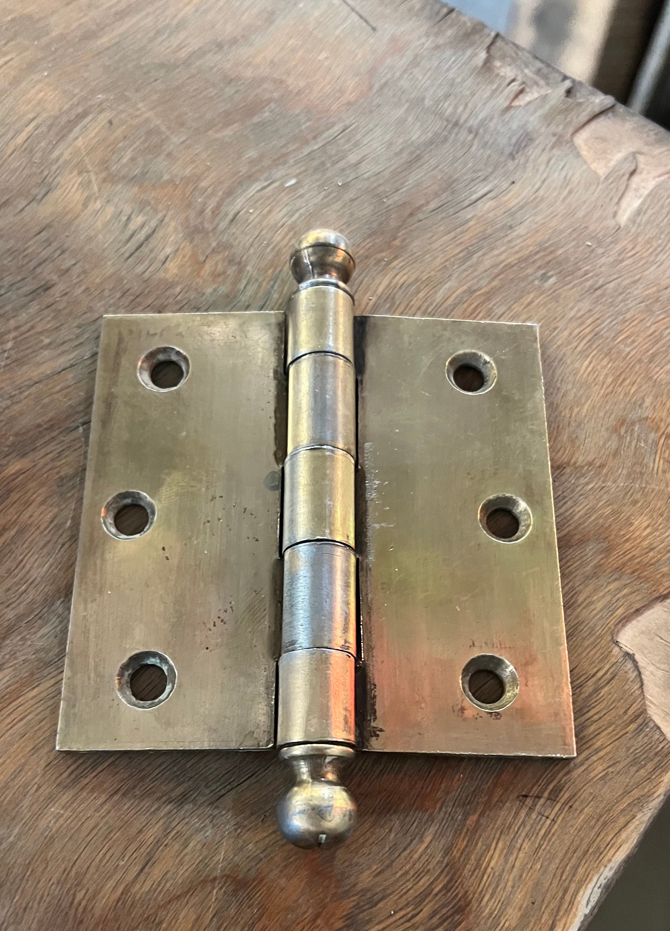 Door Hinges with Screws