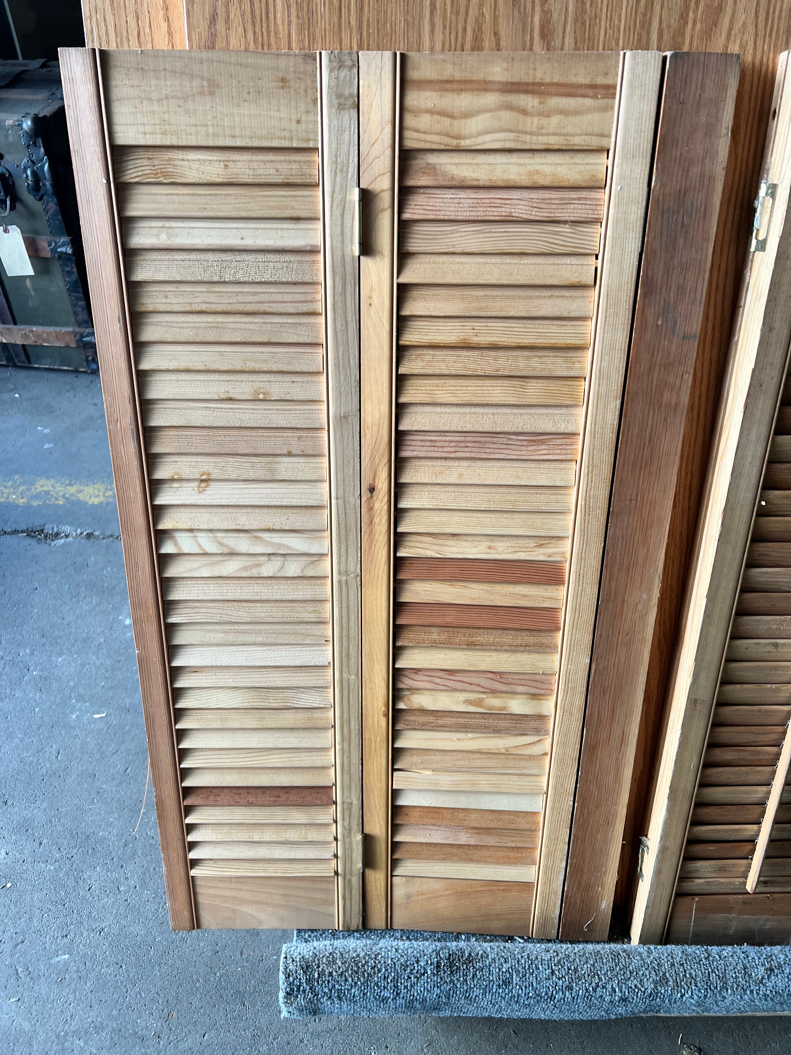 Wooden Window Louver Shutters