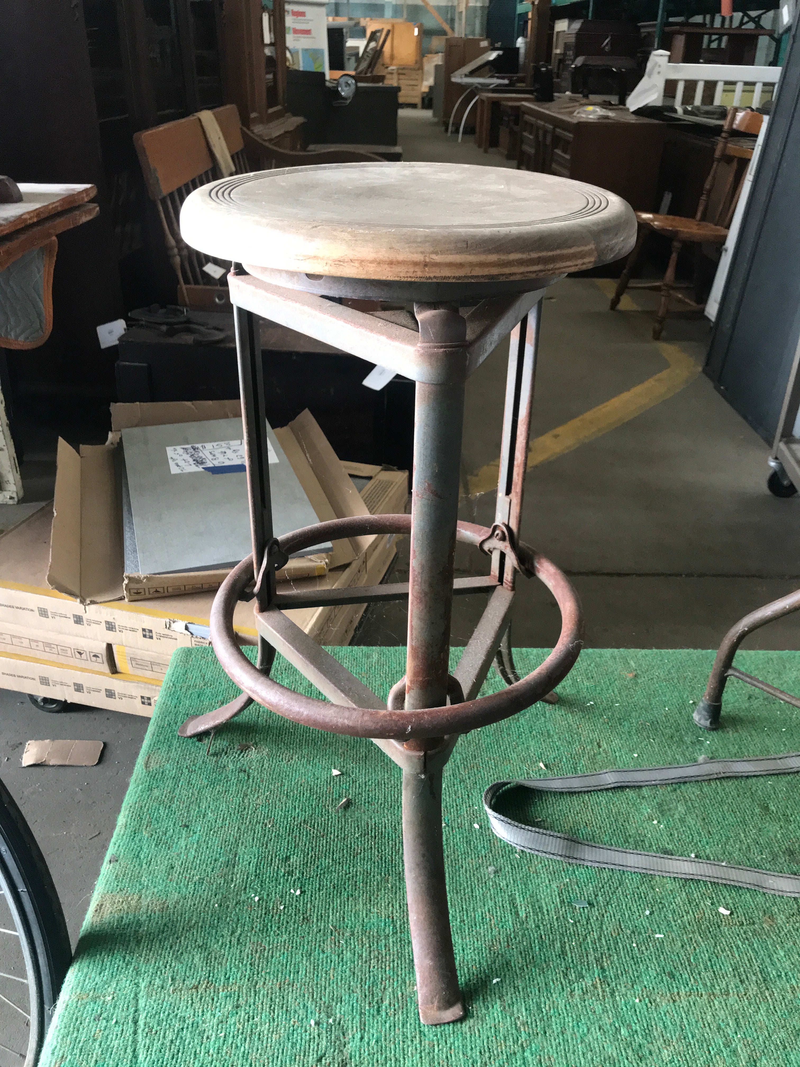 Three Leg Metal stool