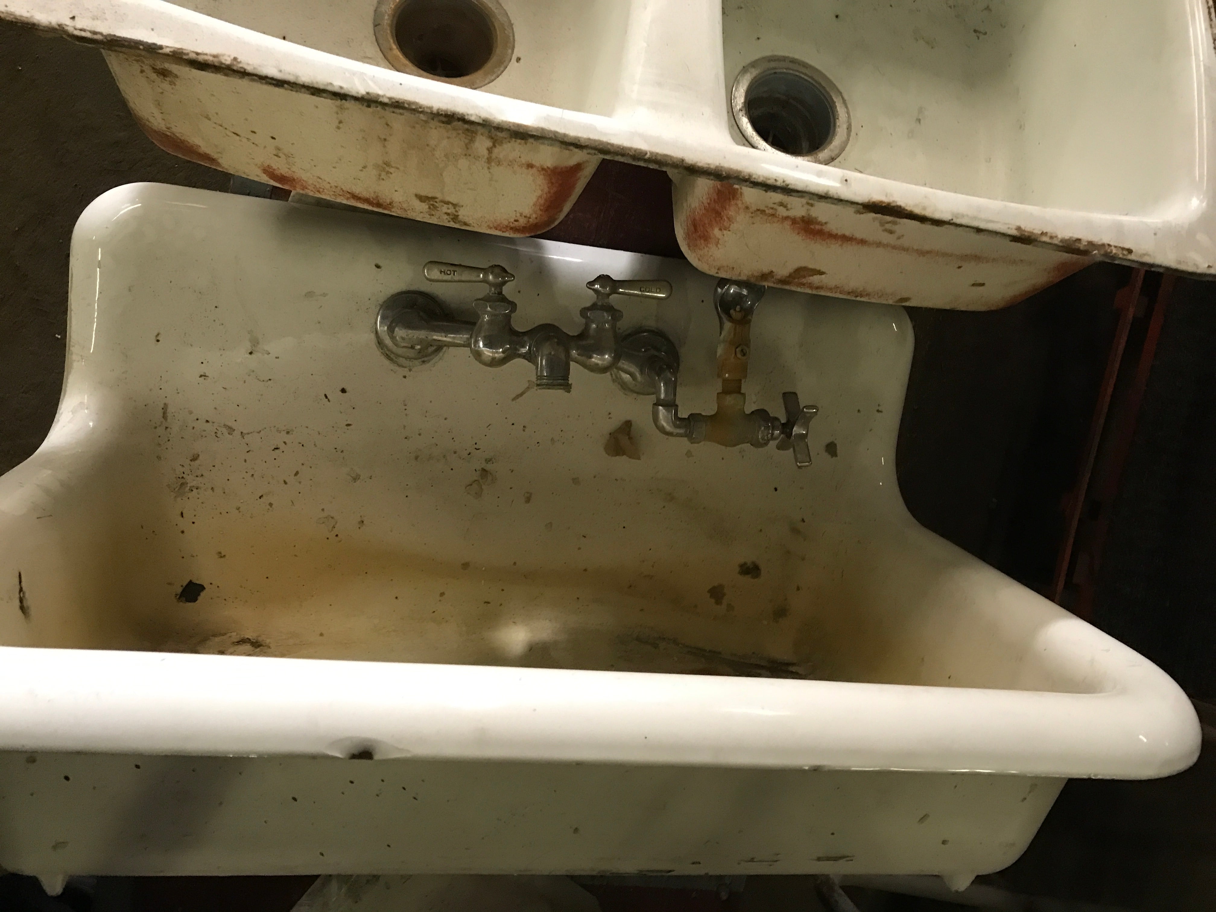 Extra Wide Utility Sink