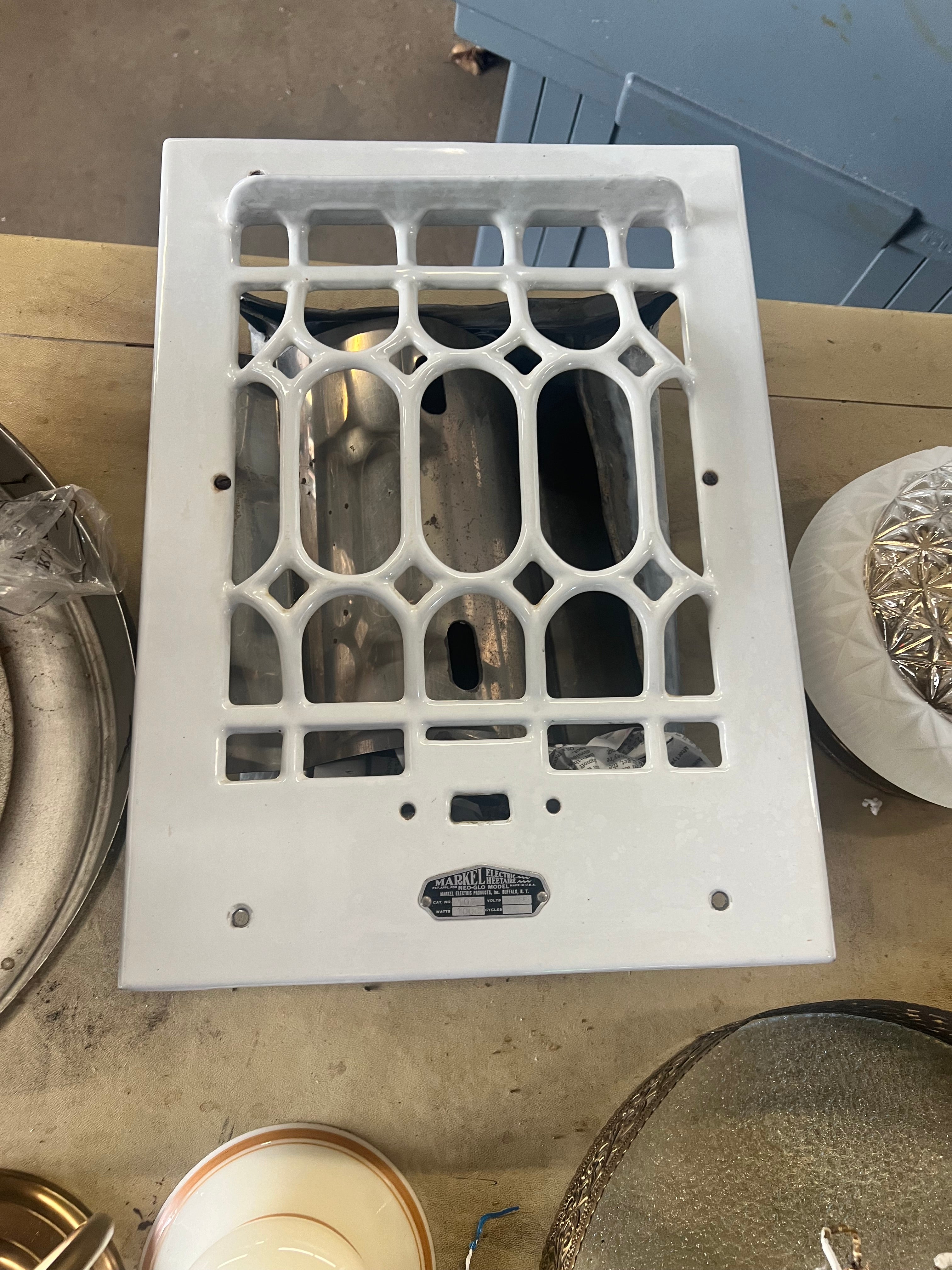 Wall Heater w Cover