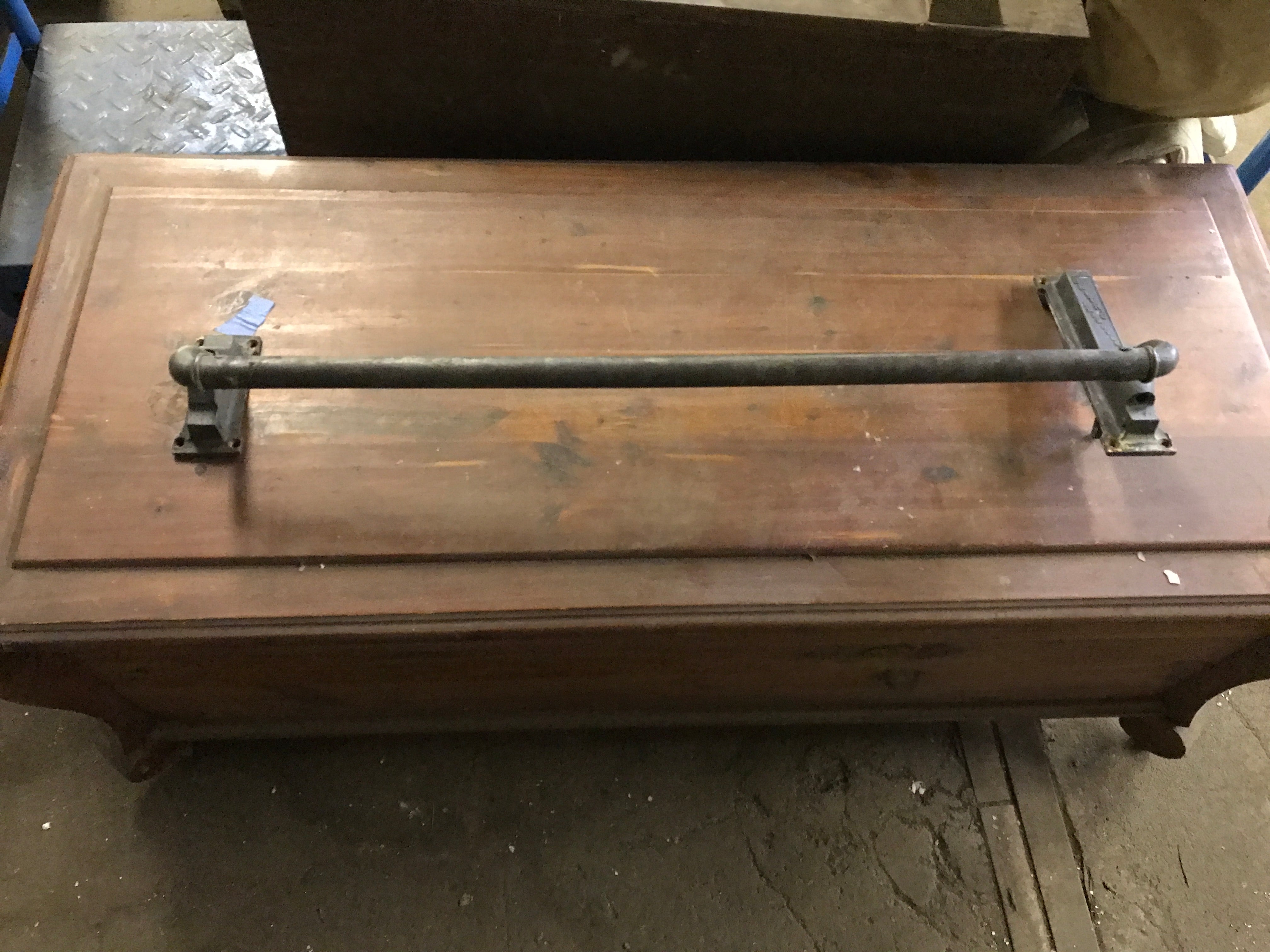 Push Bar