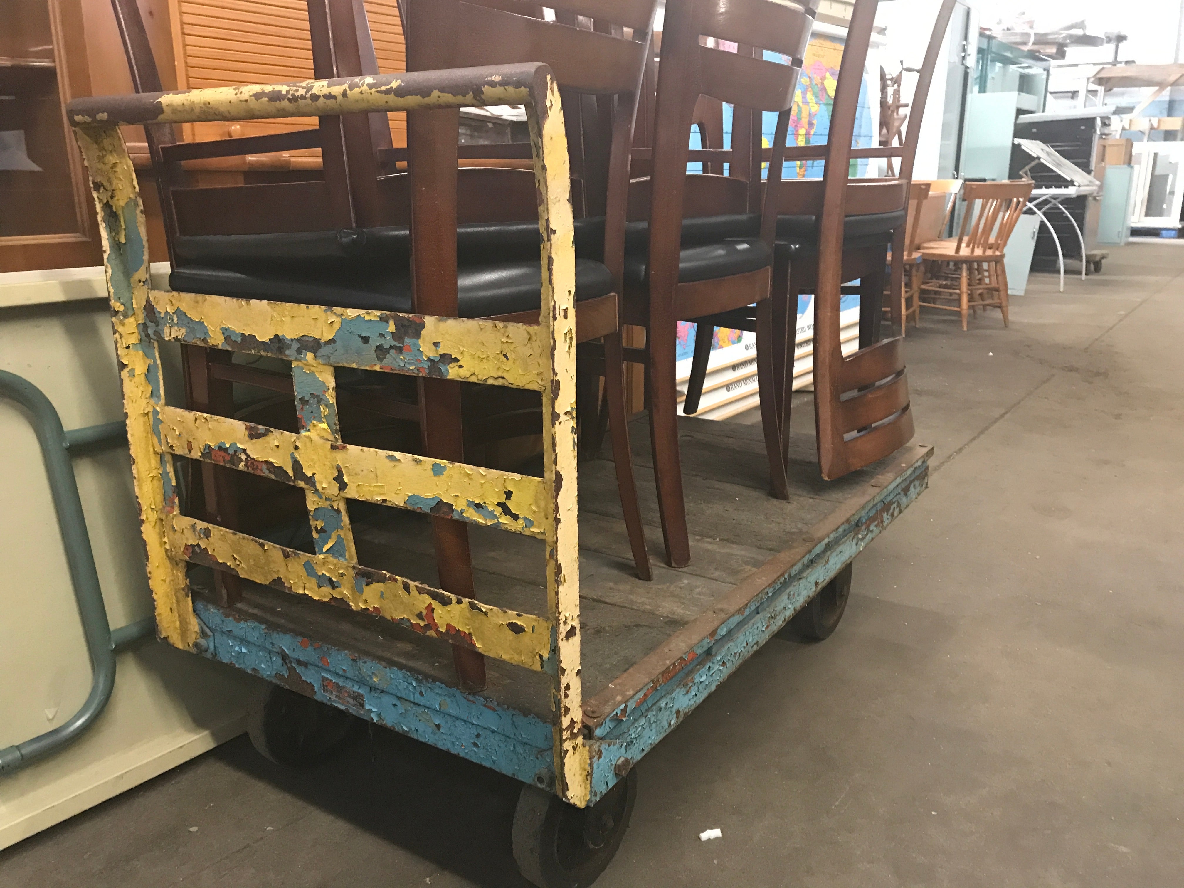Four Way Turning Cart