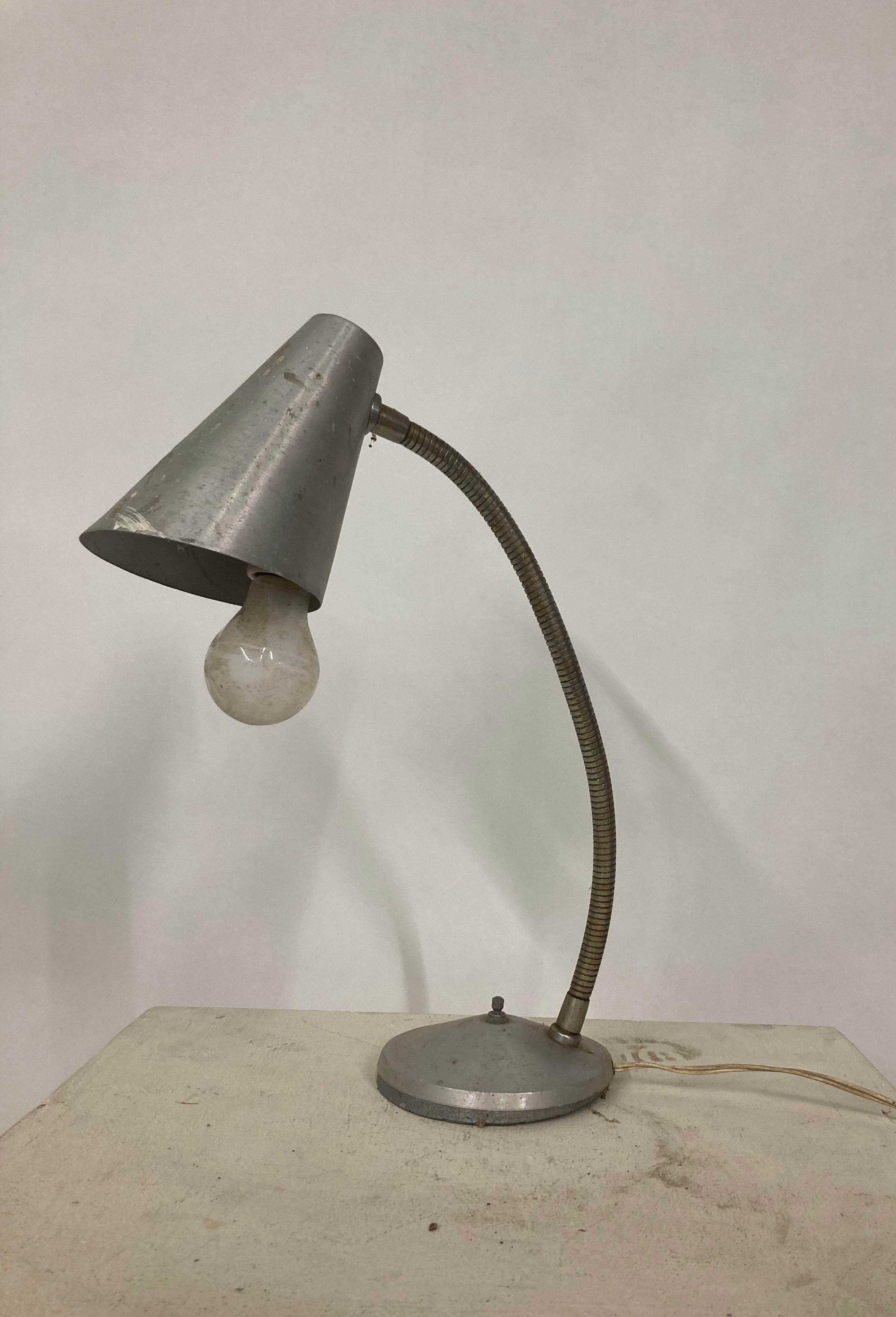 Classic Desk Lamp