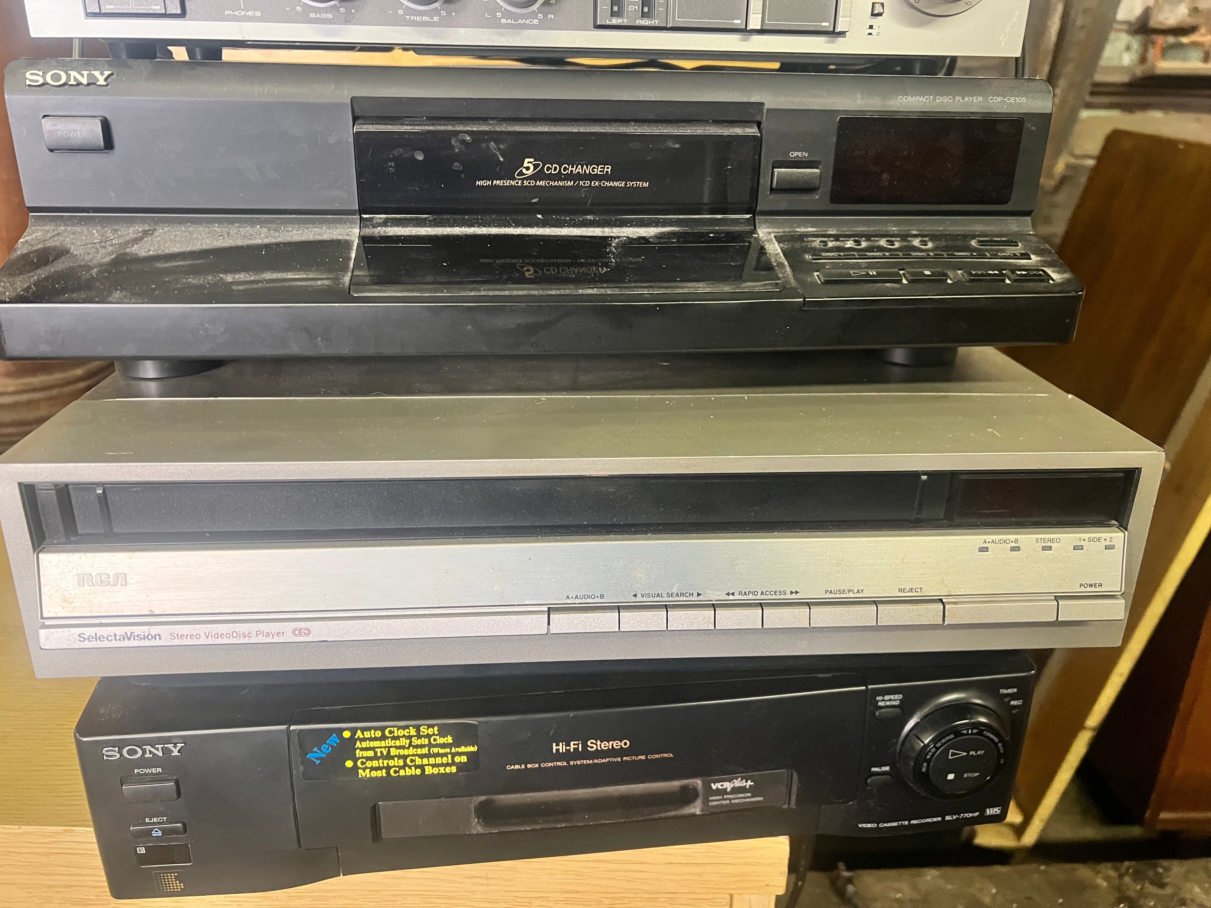 SelectaVision stereo disk player