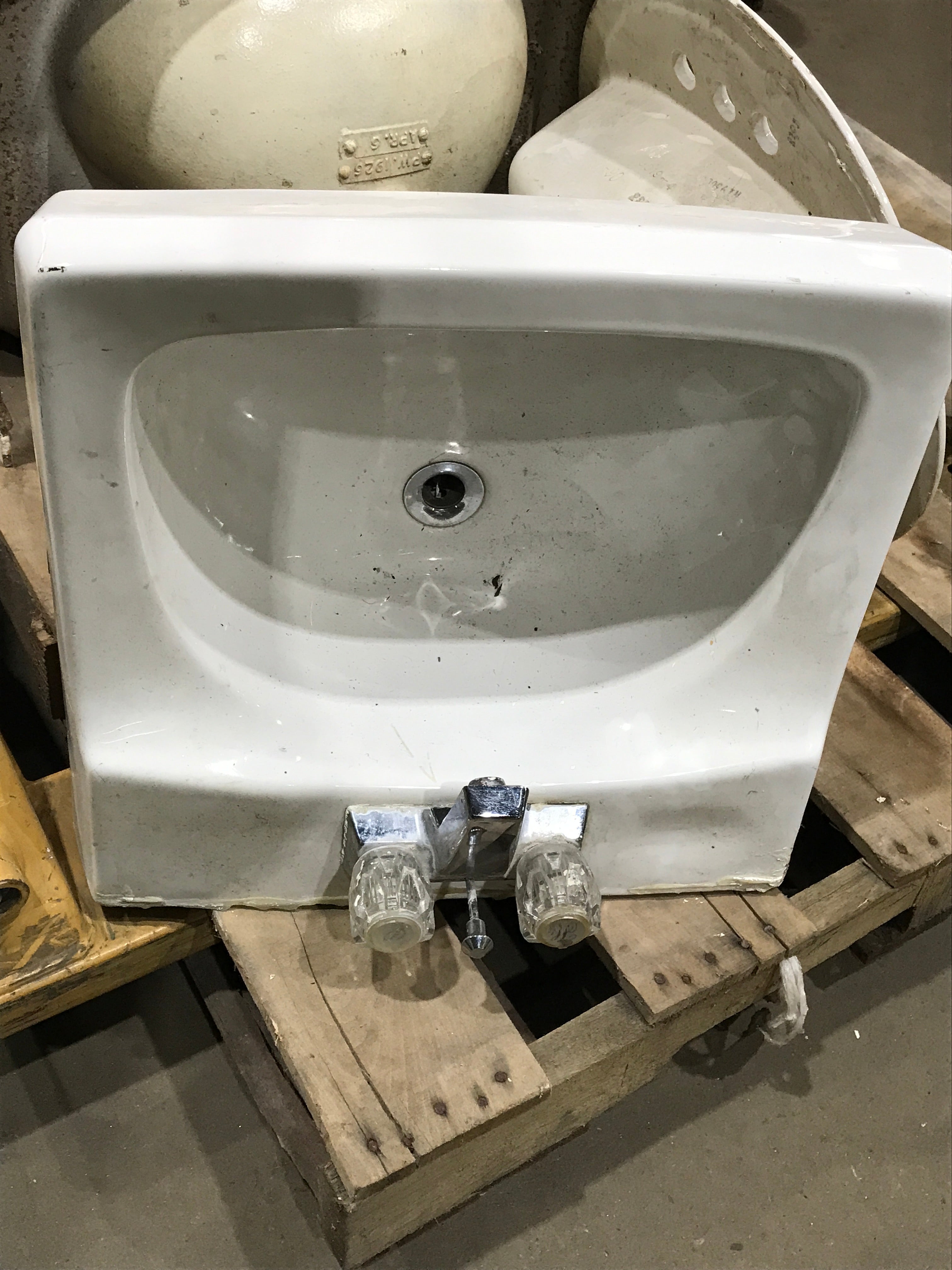 Wallmount Sink