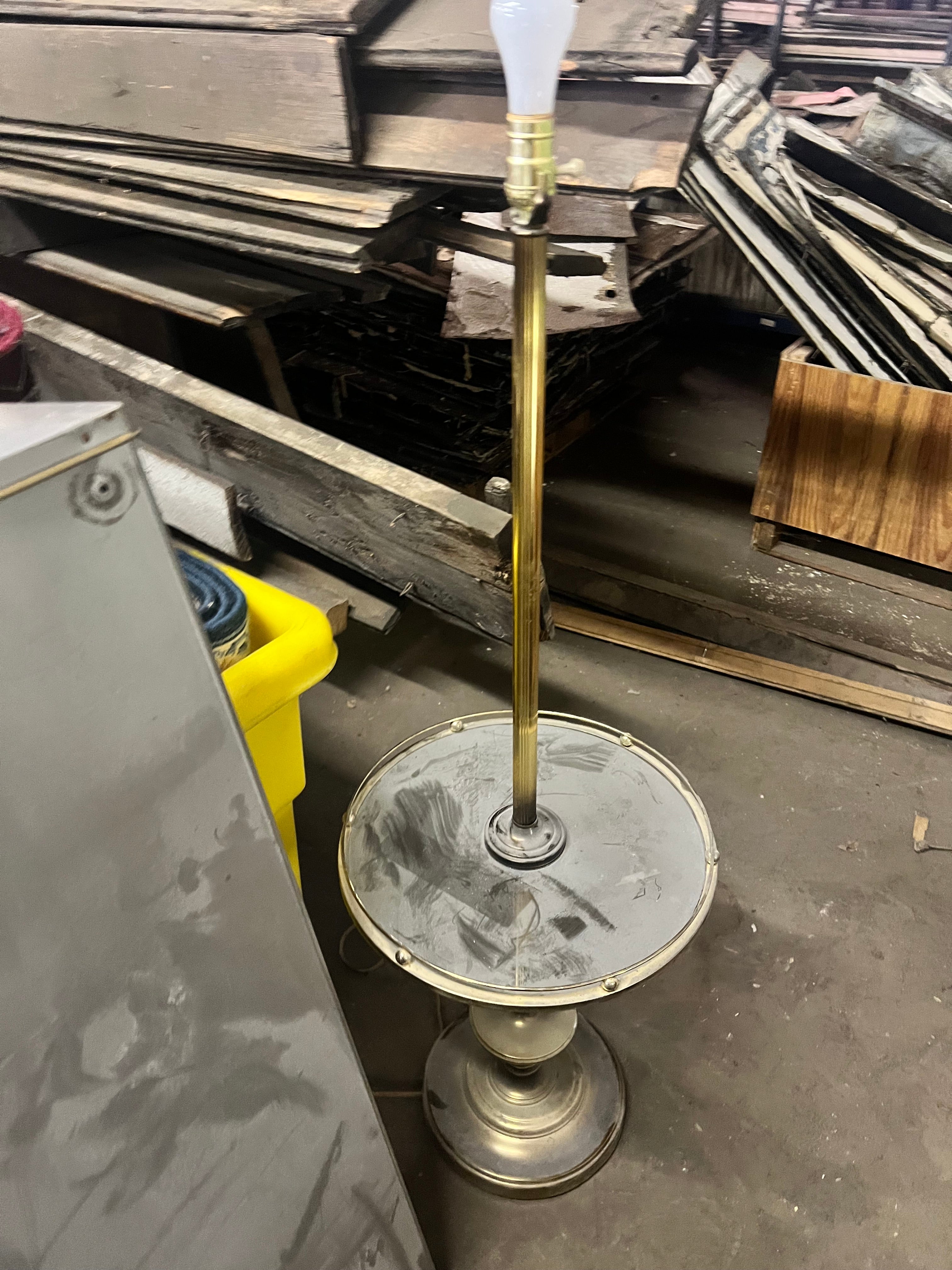Glass Table w Lamp