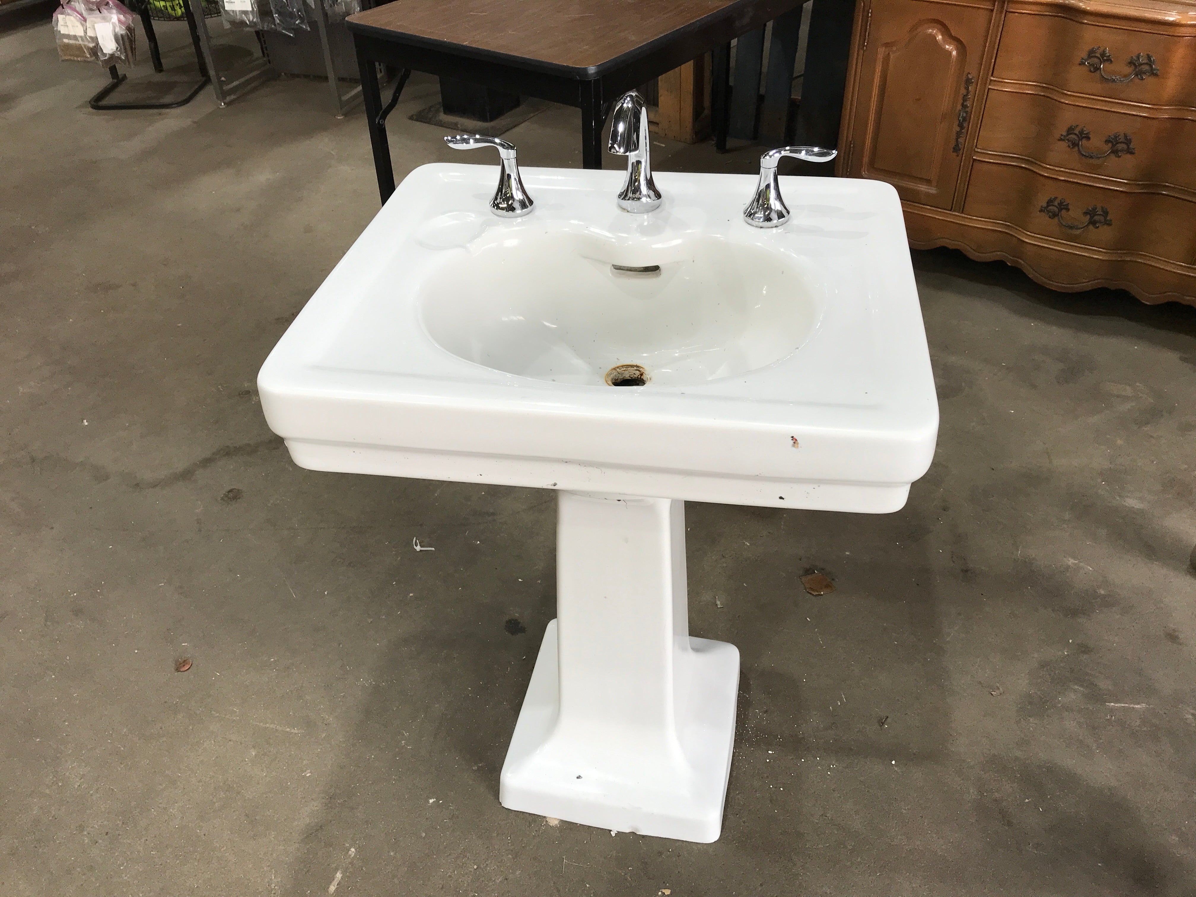 Pedestal Sink With Base