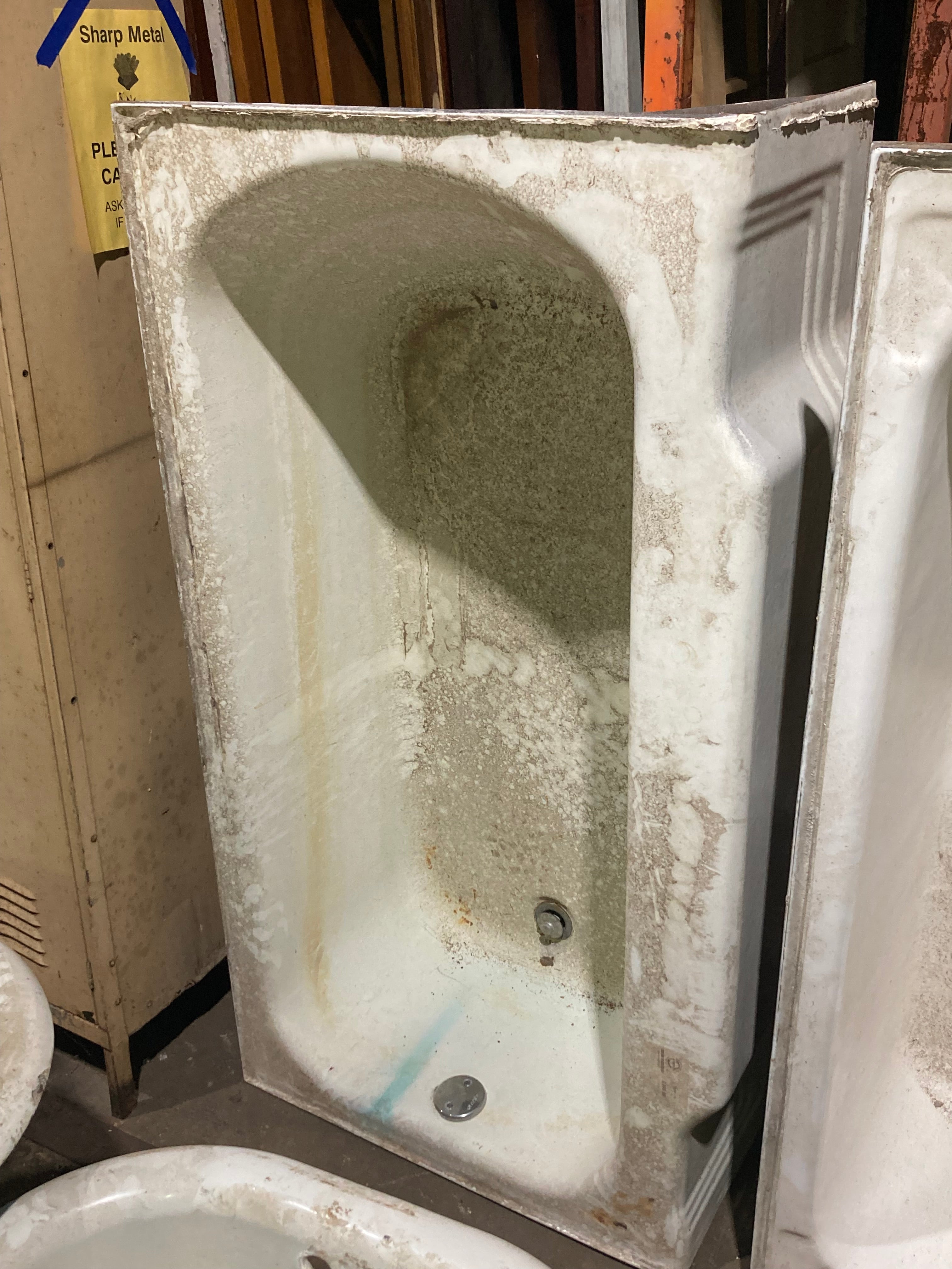 Right Hand Drain Drop in Bathtub