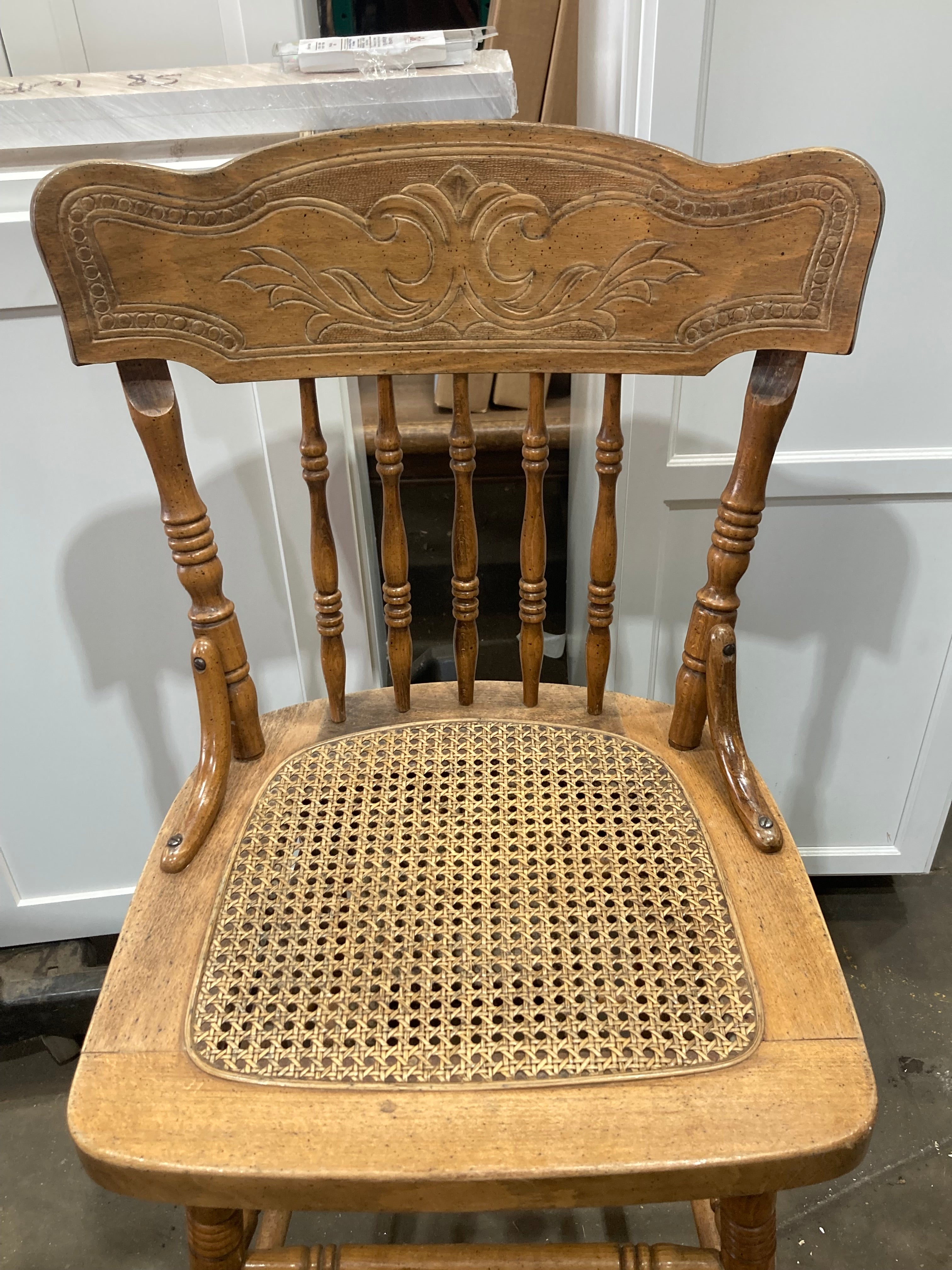 Wooden Barstool Swivel Chair