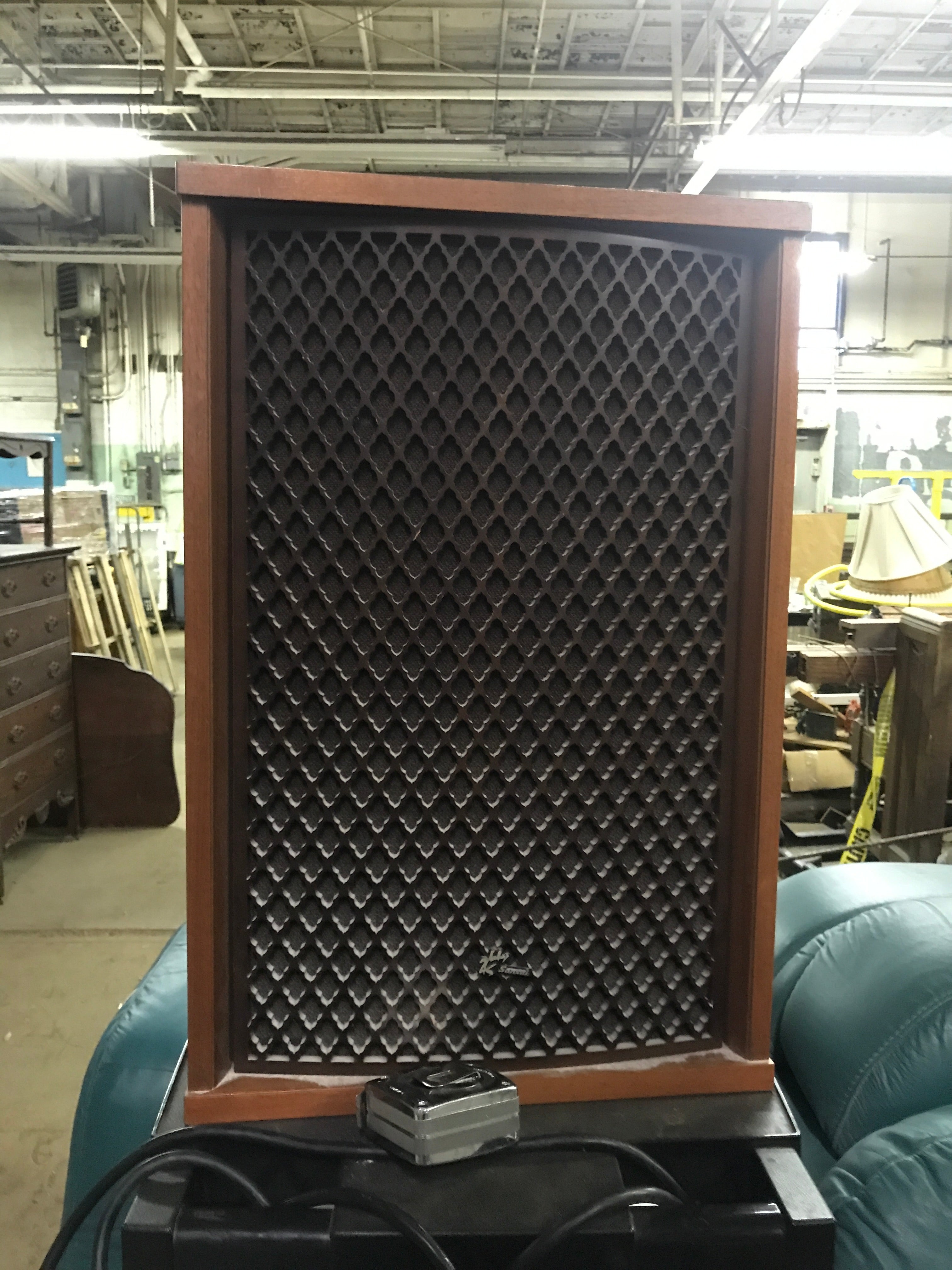 Pair of Sansui SP-1700 Speakers
