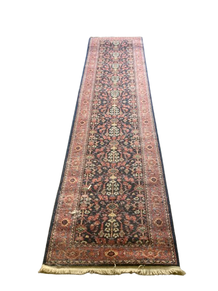 Carters Grove #554 Runner Rug