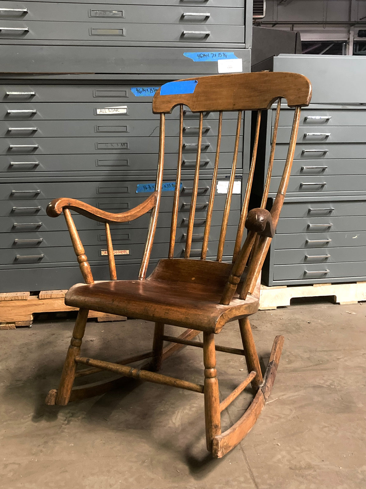 Stained Rocking Chair Vintage stained rocking chair – Rebuilders Xchange