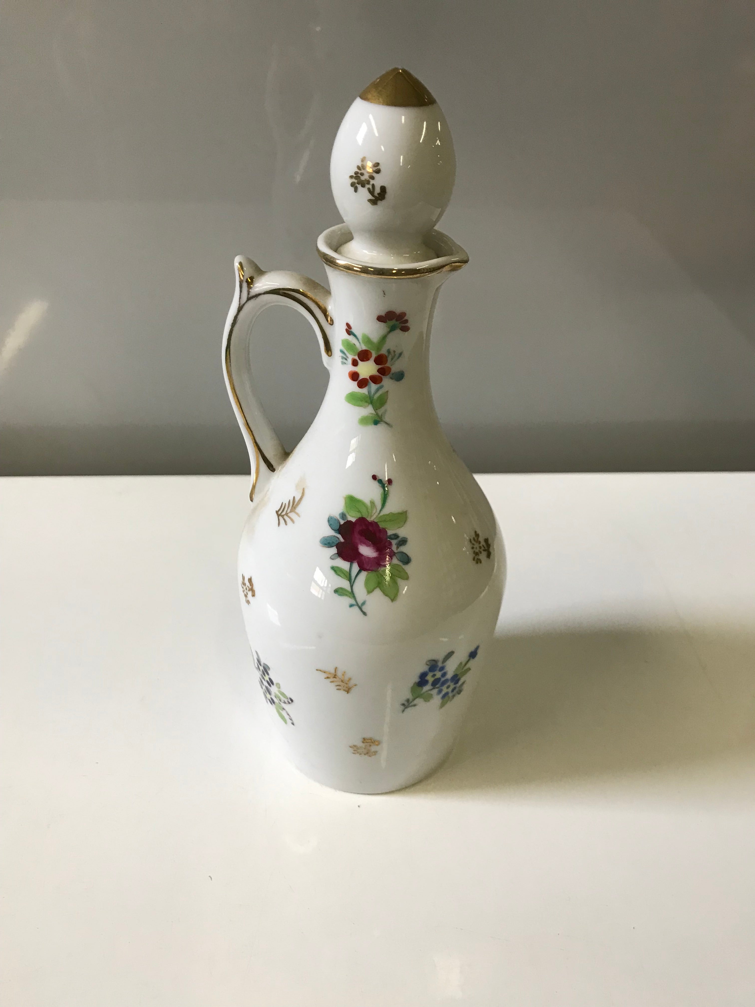 Vintage Hand-Painted in Japan Pitcher w Stopper