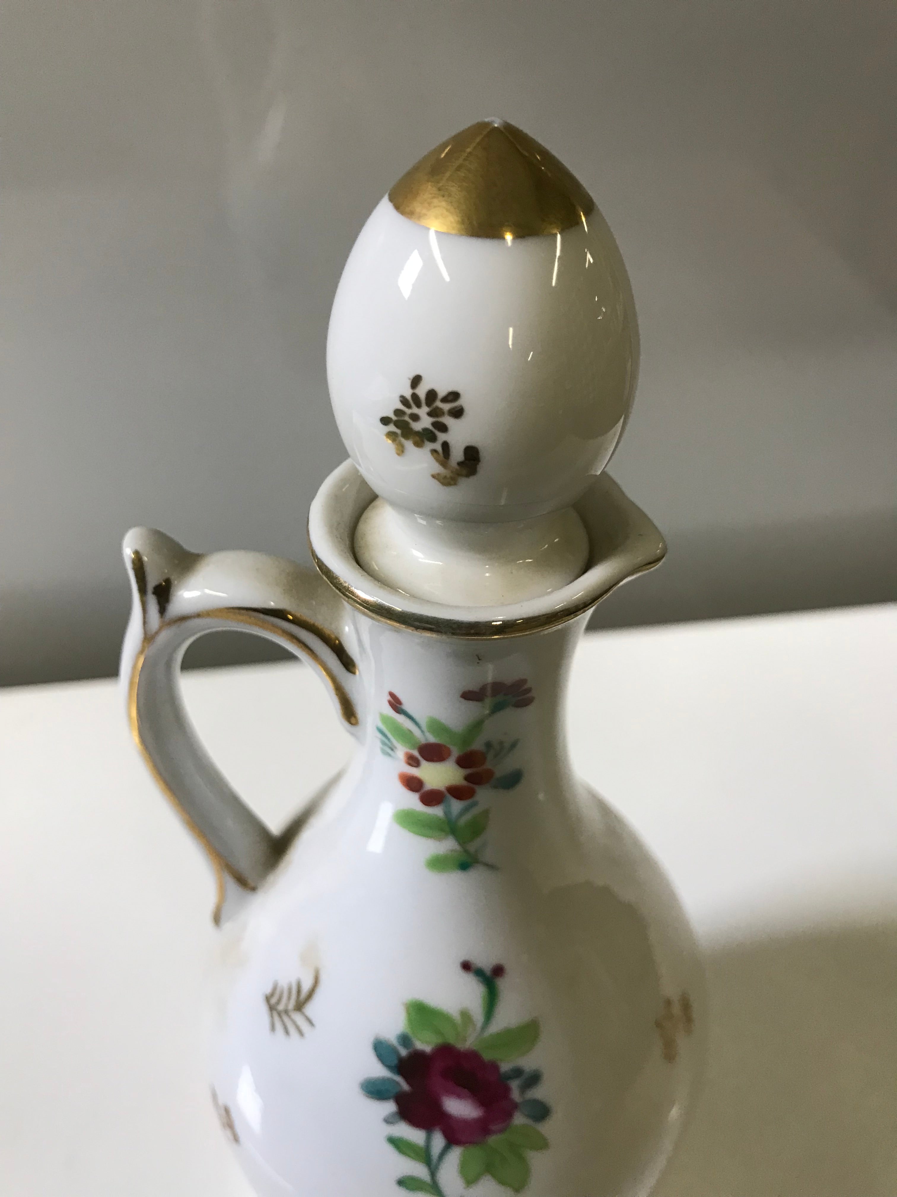 Vintage Hand-Painted in Japan Pitcher w Stopper
