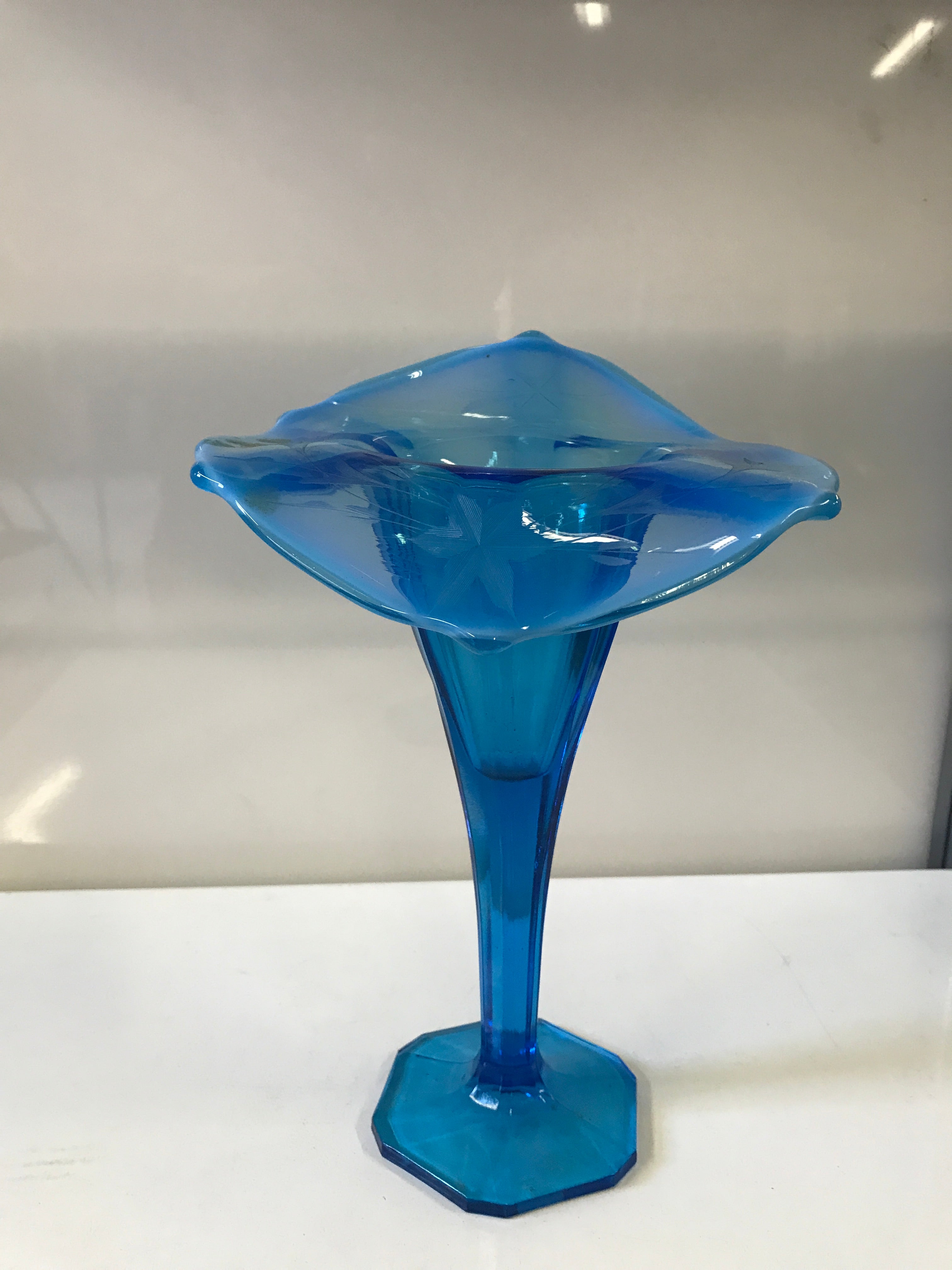 Dugan Blue Opalescent "Jack-in-the-Pulpit" Vase