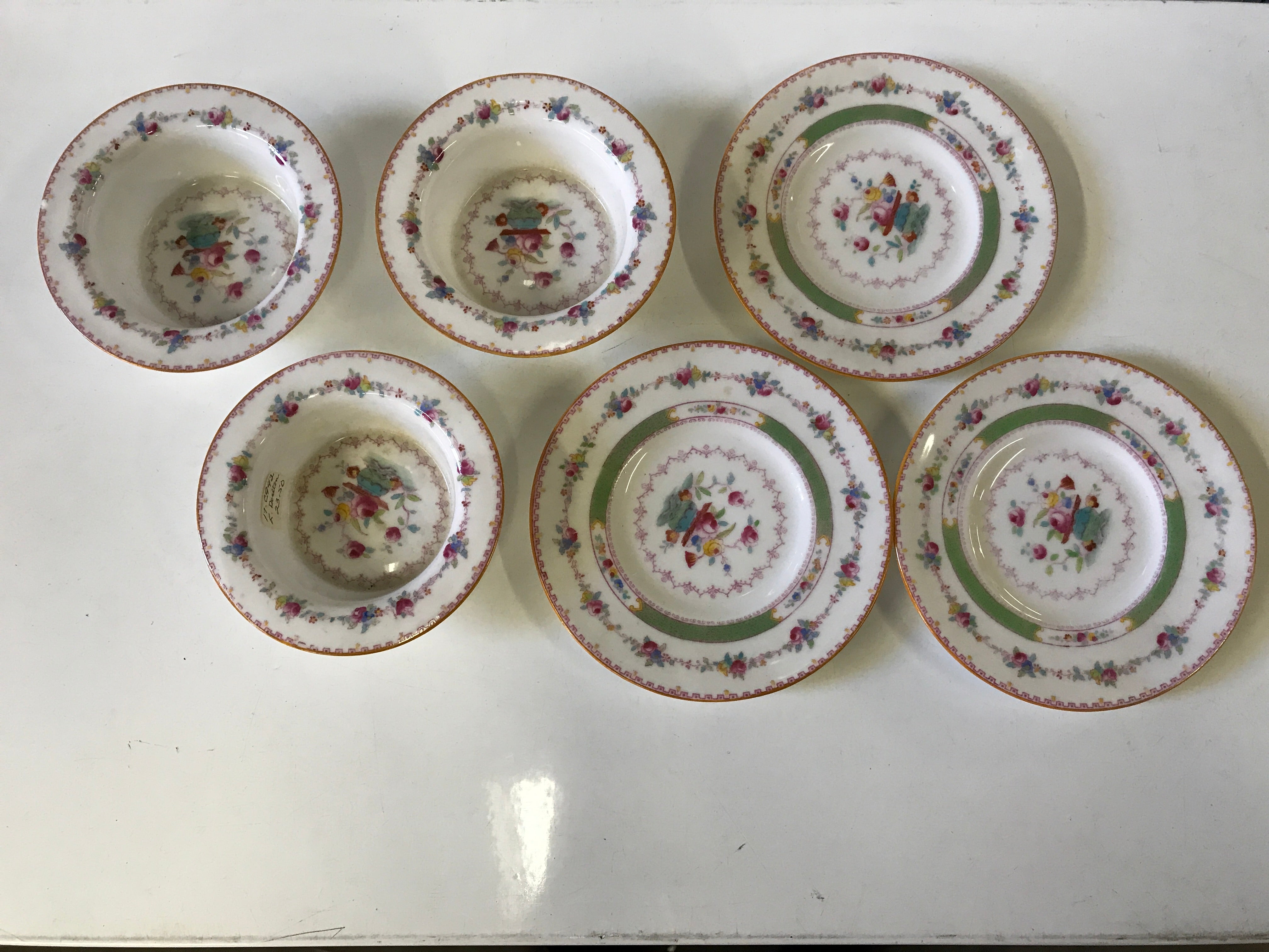 Royal Doulton Set of 3 Bowls and 3 Plates