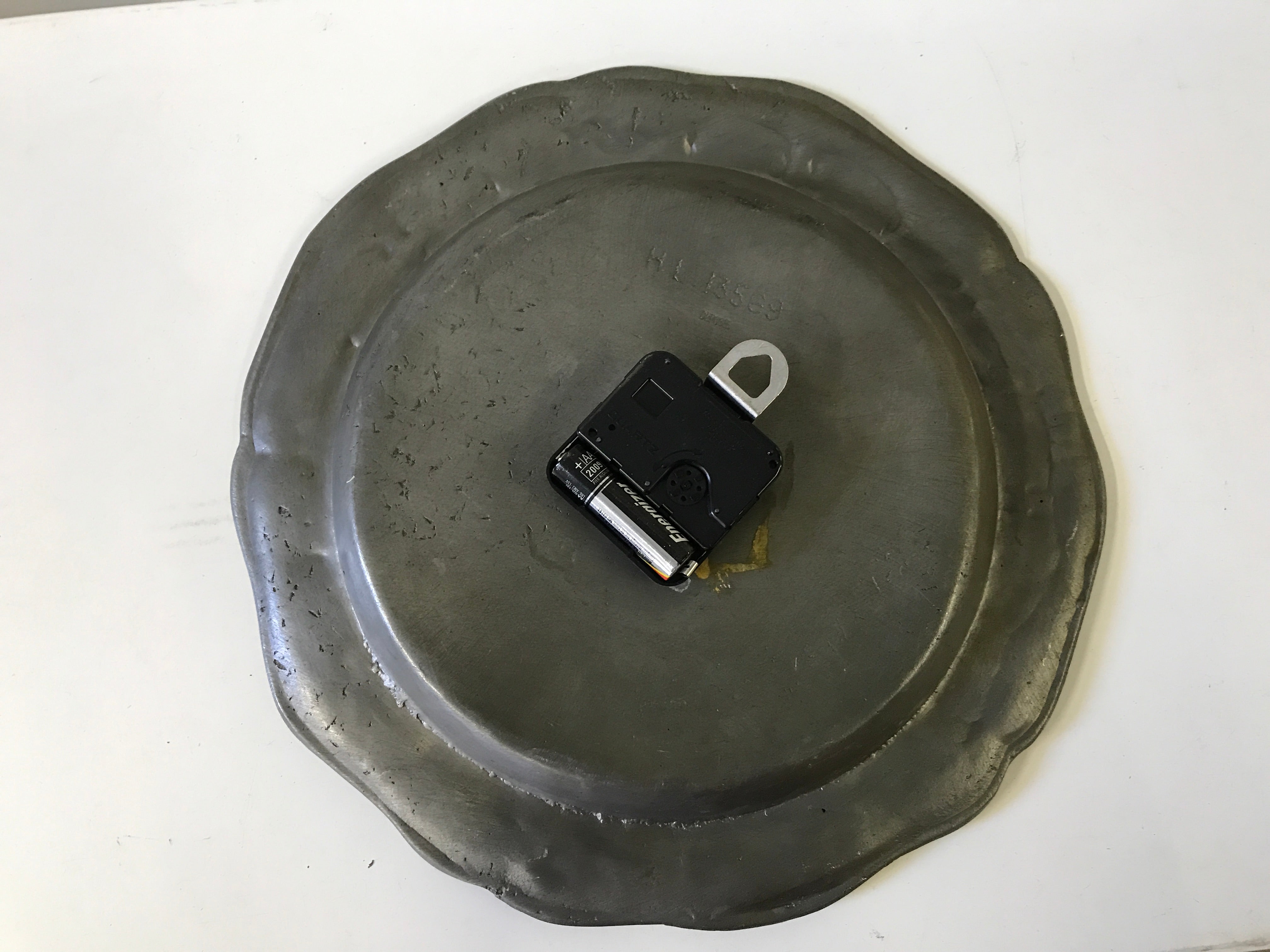 Metal Plate Wall Clock