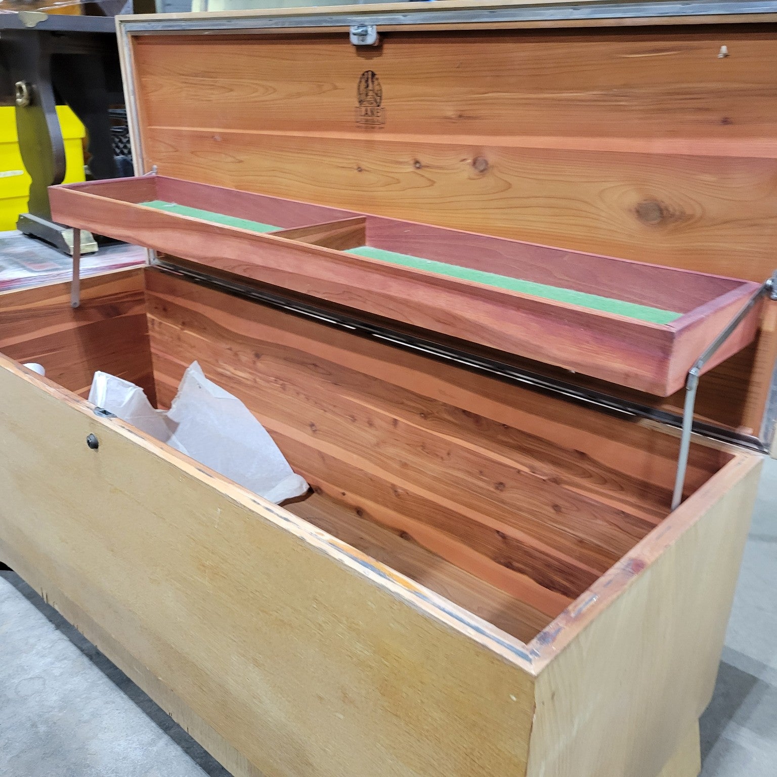 Lane Cedar Chest