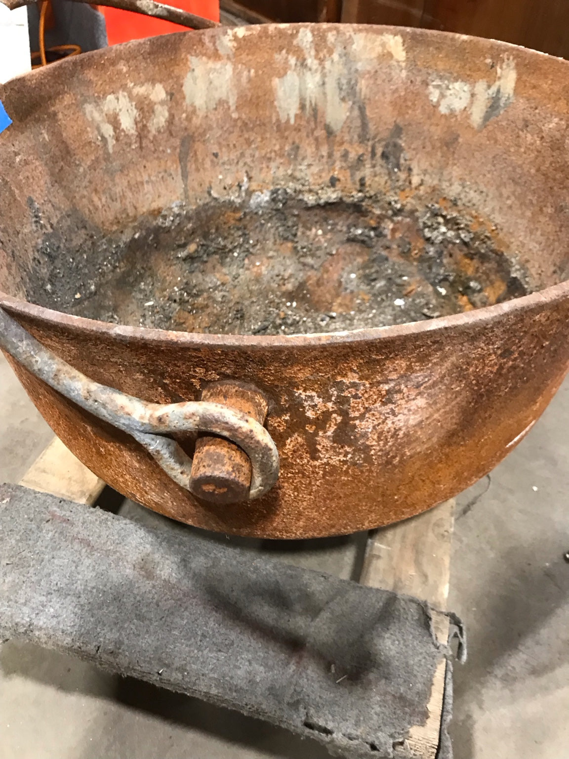 Large Cast Iron Cauldron