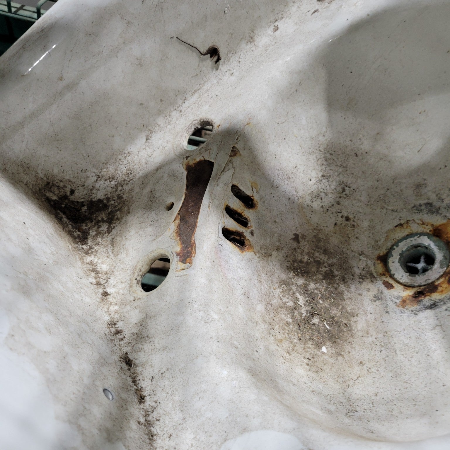 Corner Wall-Mounted Porcelain Sink