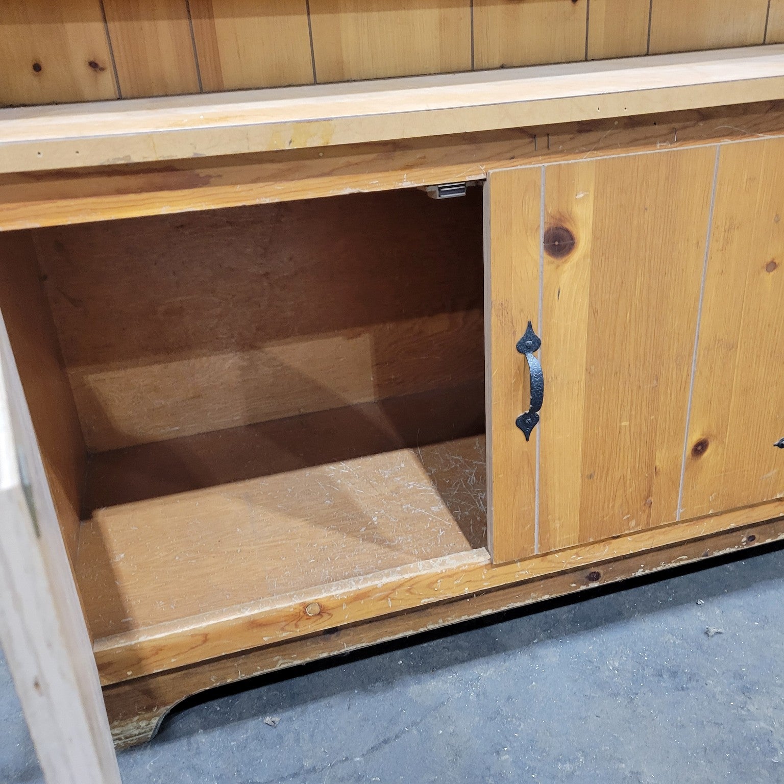 Large Wooden Shoe Salesman Display Rack