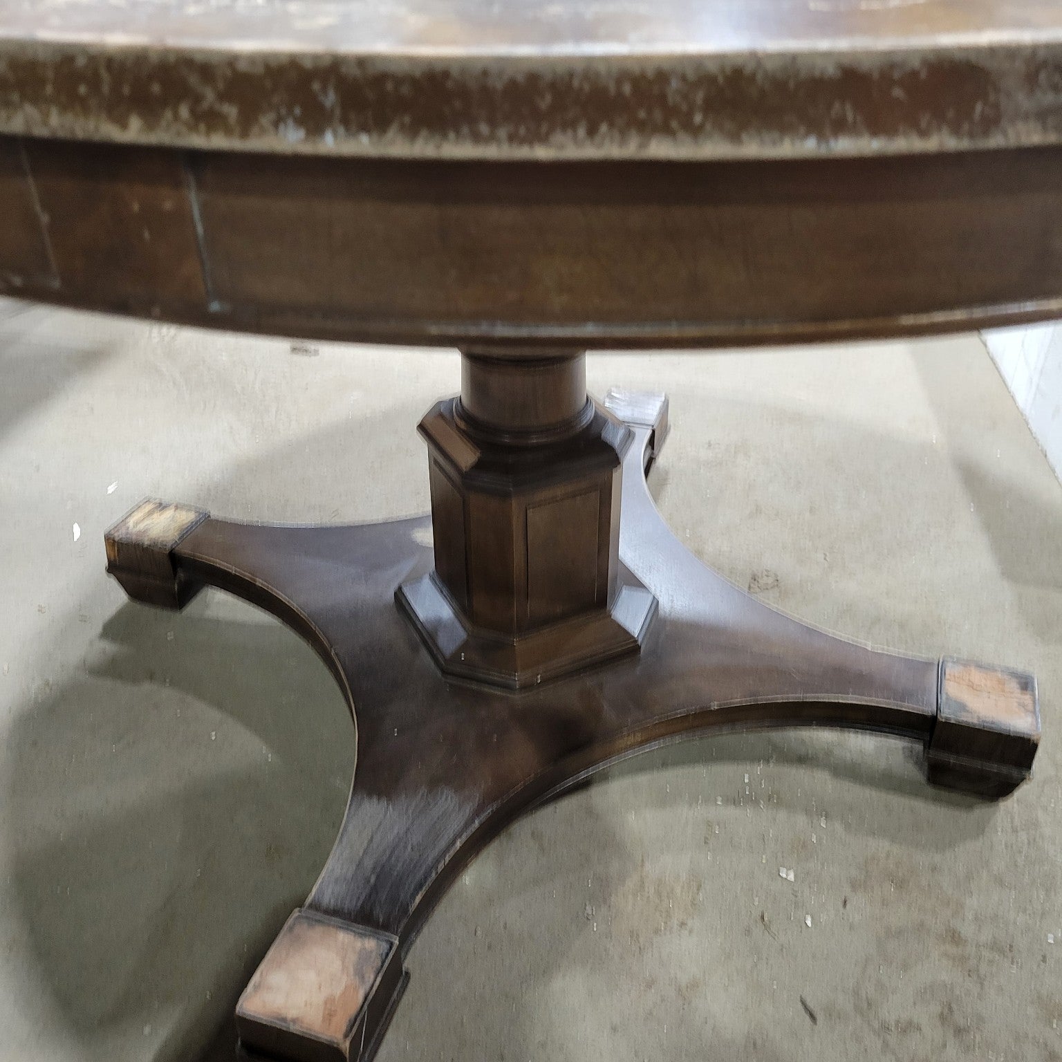 Antique Round Pedestal Dining Table
