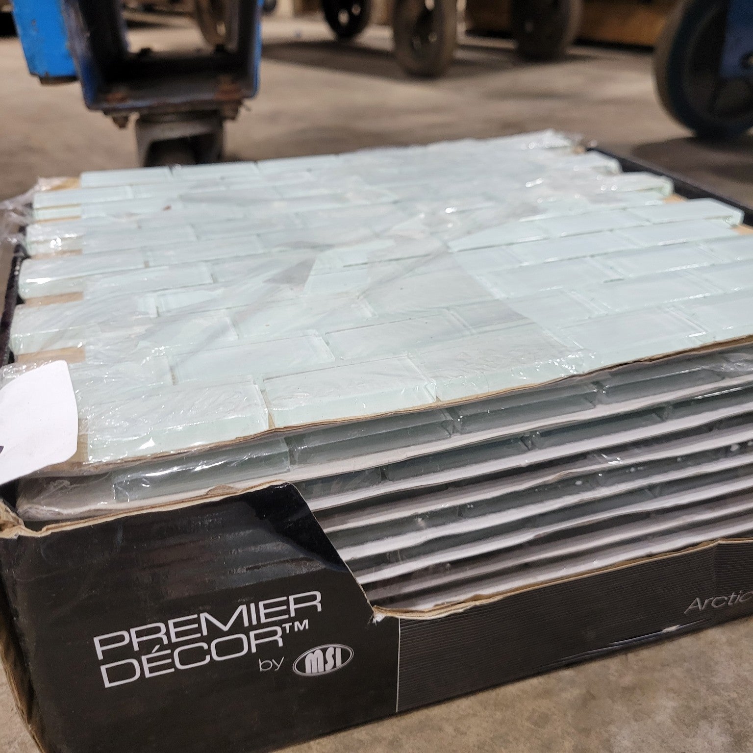 MSI Premier Decor Arctic Ice Glass Subway Tile (12 Pieces)