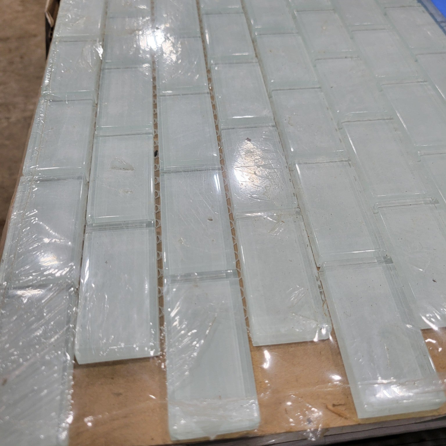 MSI Premier Decor Arctic Ice Glass Subway Tile (12 Pieces)