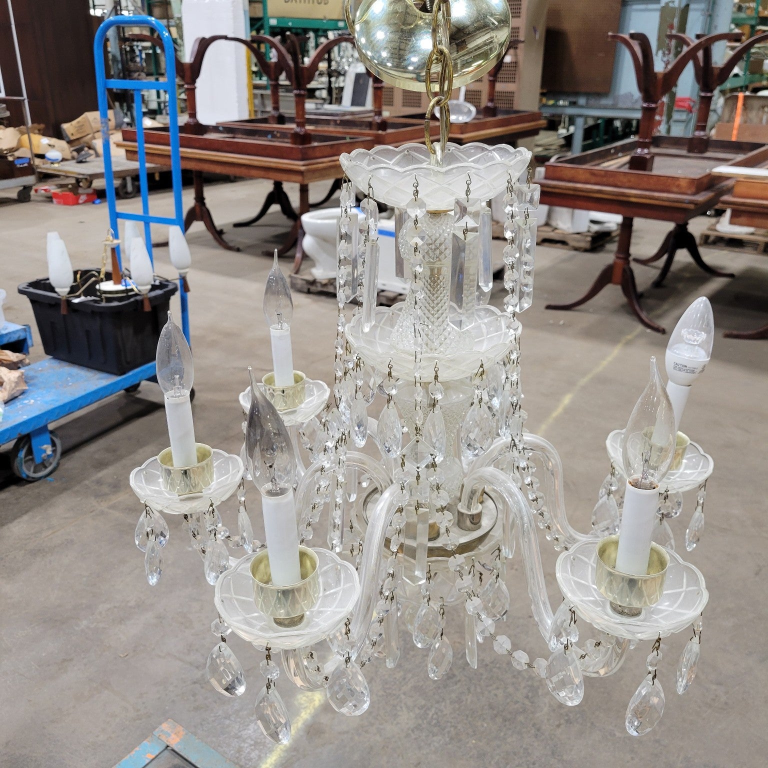 Vintage Crystal Chandelier – 6-Light Elegant Hanging Fixture