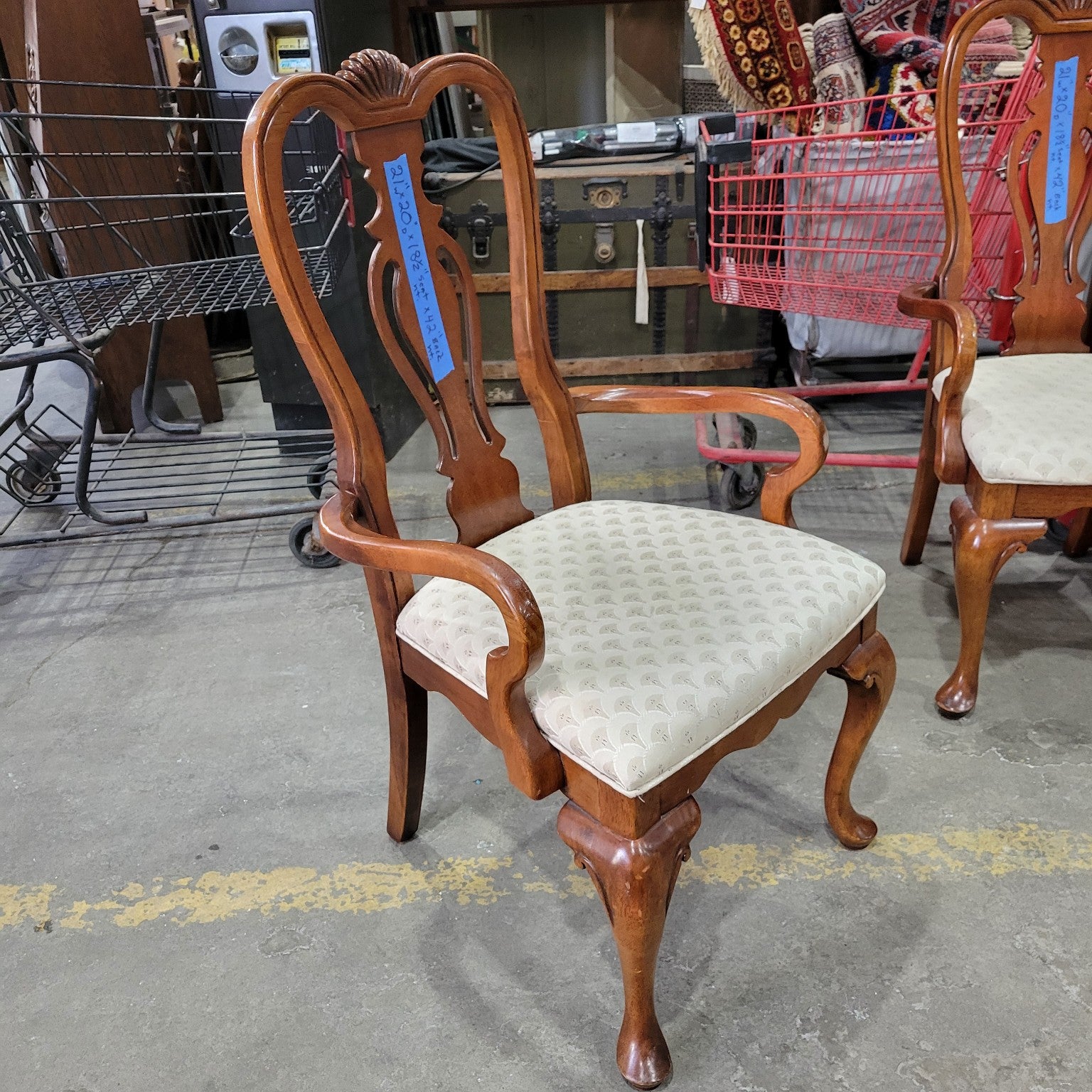 Cherry Dining Room Table with Leaves & Chairs