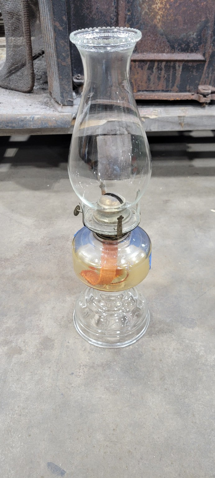 Clear Glass Oil Lamp with Chimney