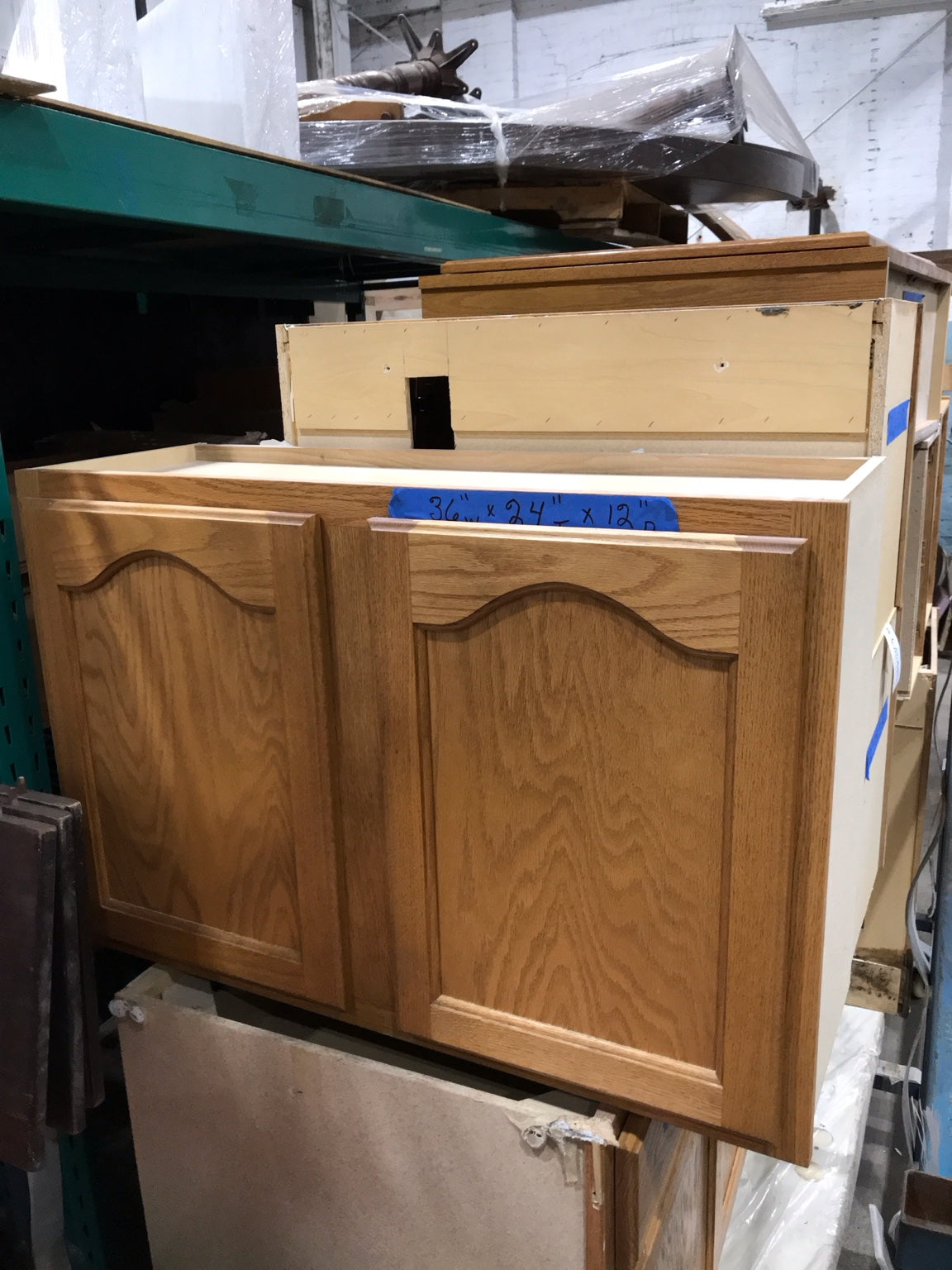 Salvaged Modular Kitchen Cabinet Lot – Honey Oak & MDF, 12 Units