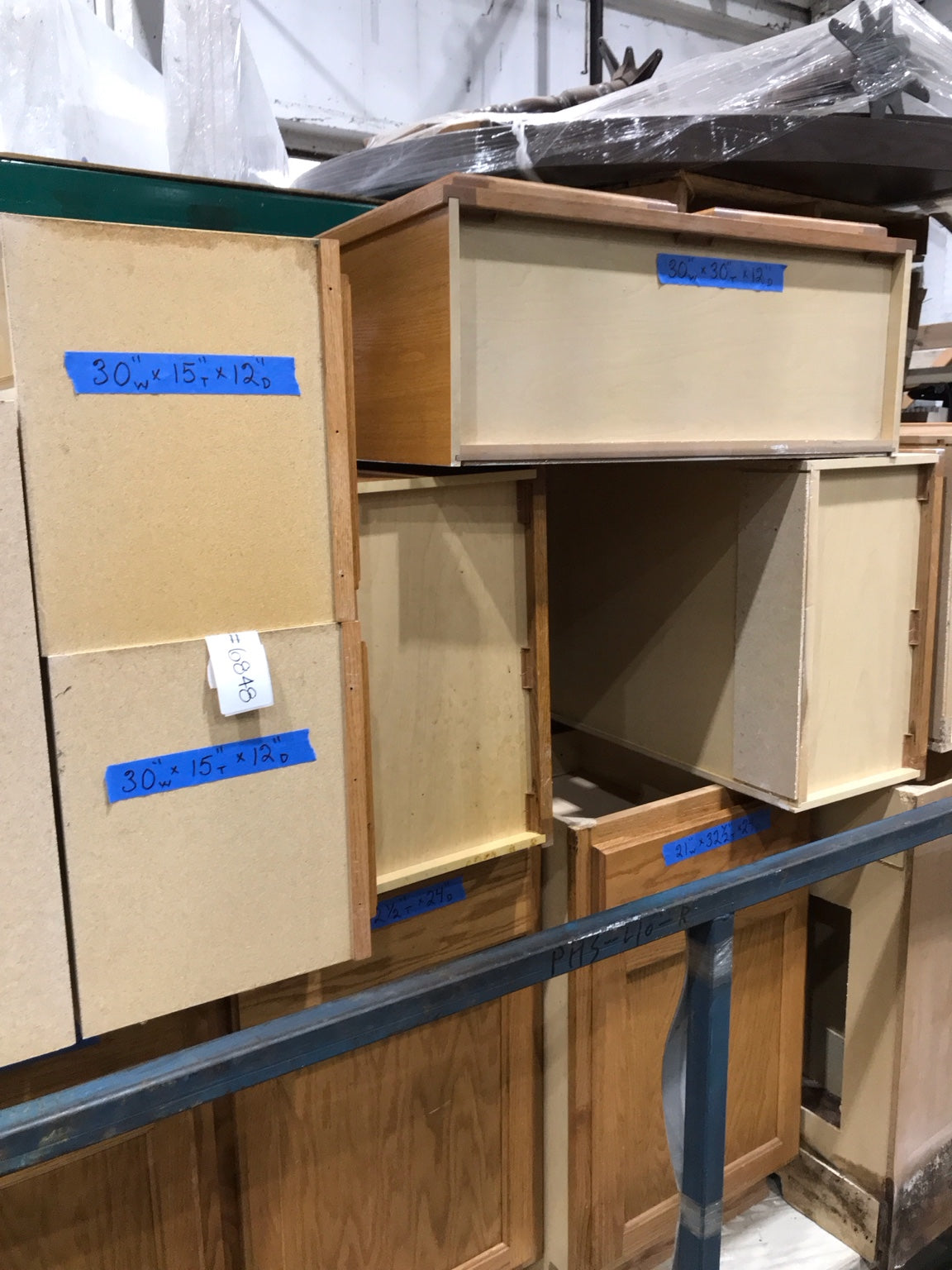 Salvaged Modular Kitchen Cabinet Lot – Honey Oak & MDF, 12 Units