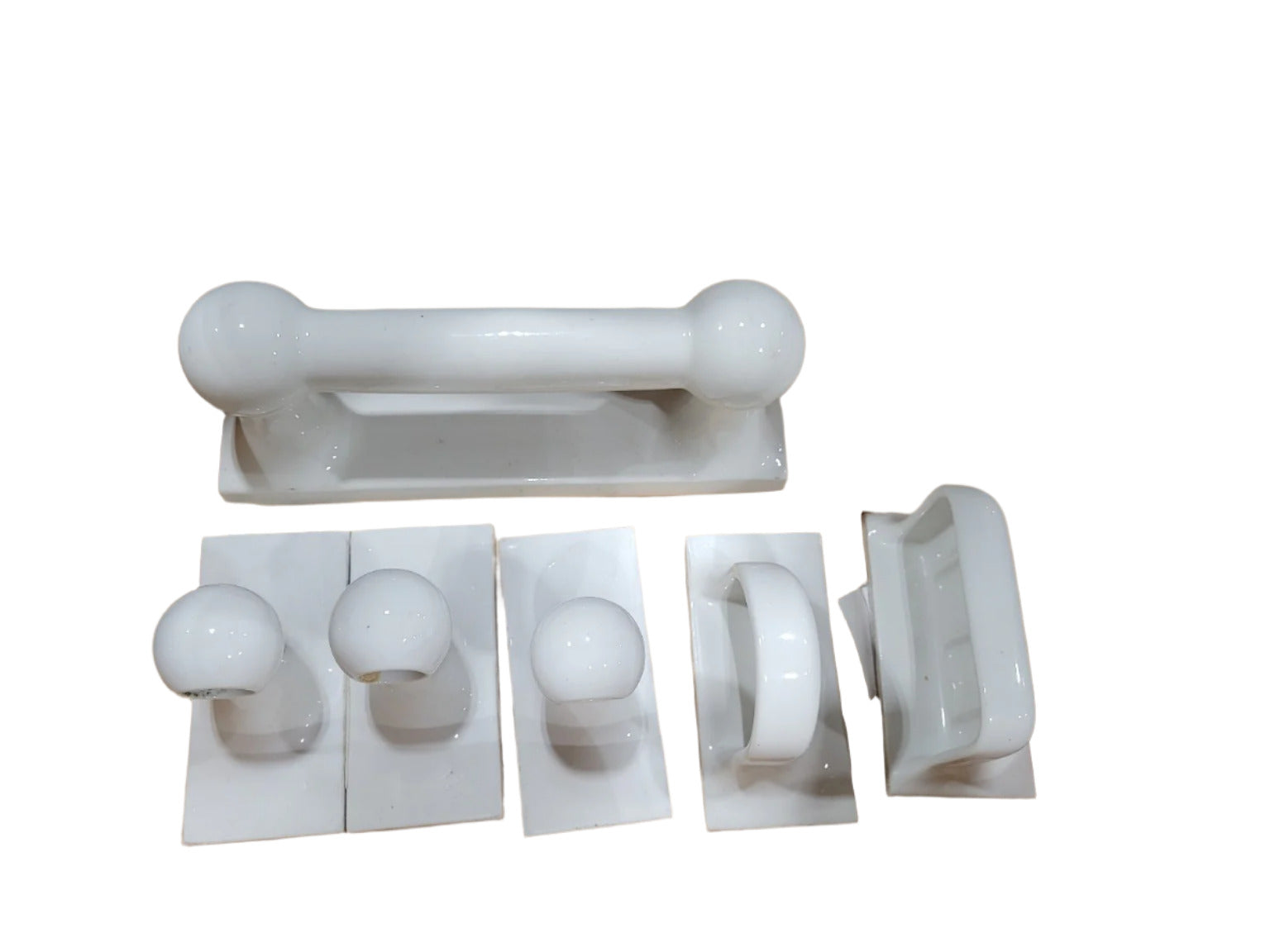 Vintage White Ceramic Bathroom Fixture Set (6-Piece)